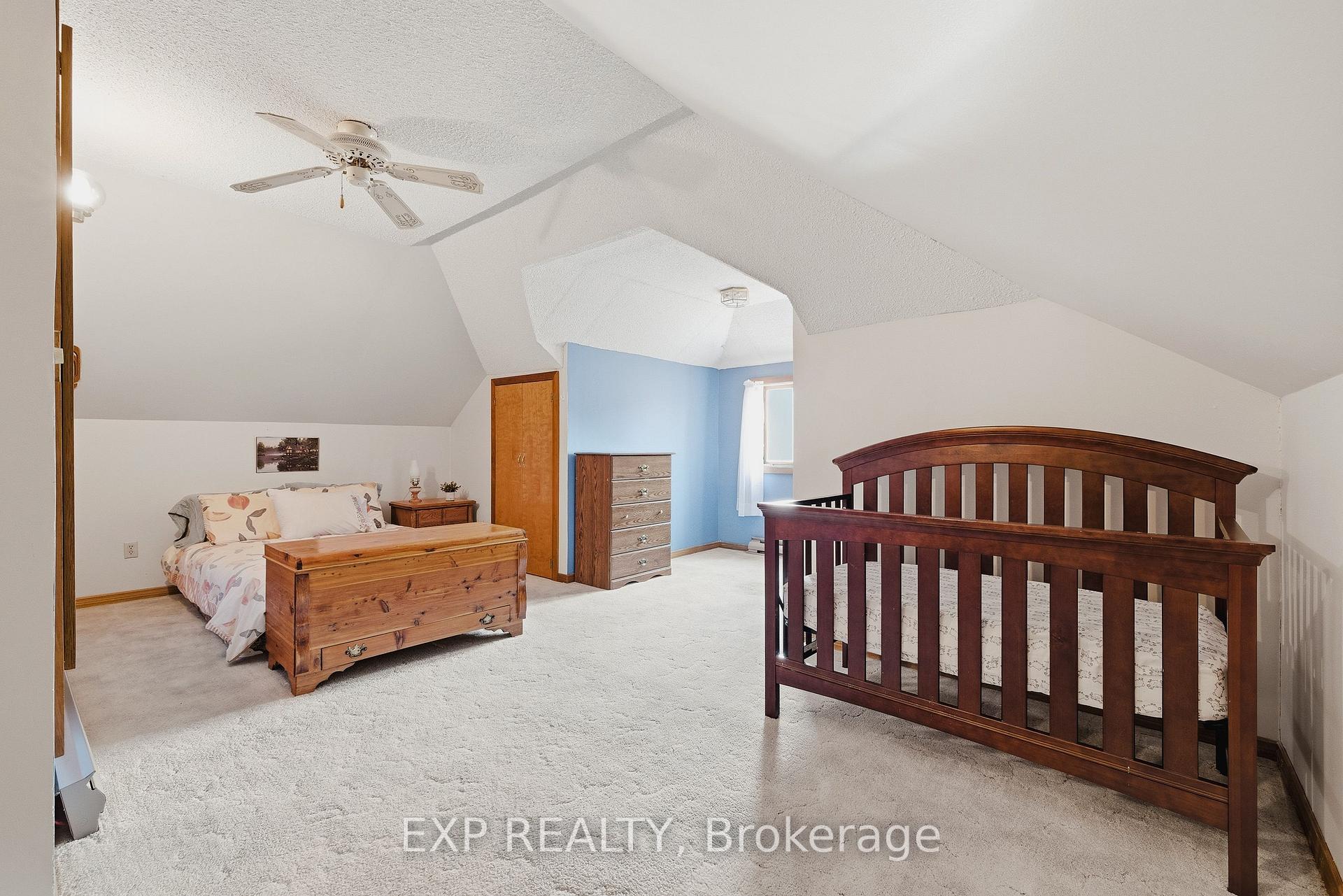 Photo 26 of 381 Timlock Place, Waterloo, Lexington — HOMEH