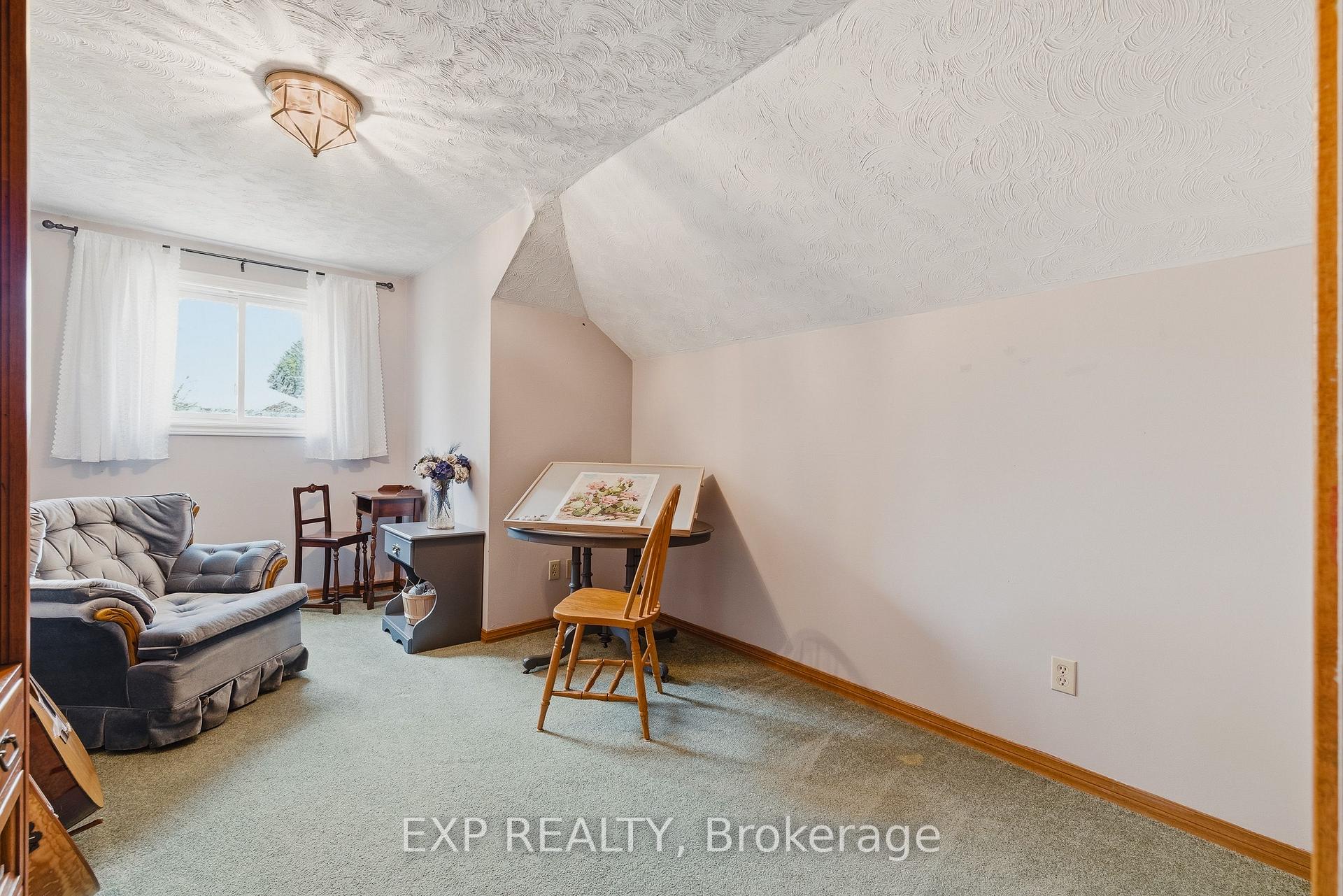 Photo 28 of 381 Timlock Place, Waterloo, Lexington — HOMEH
