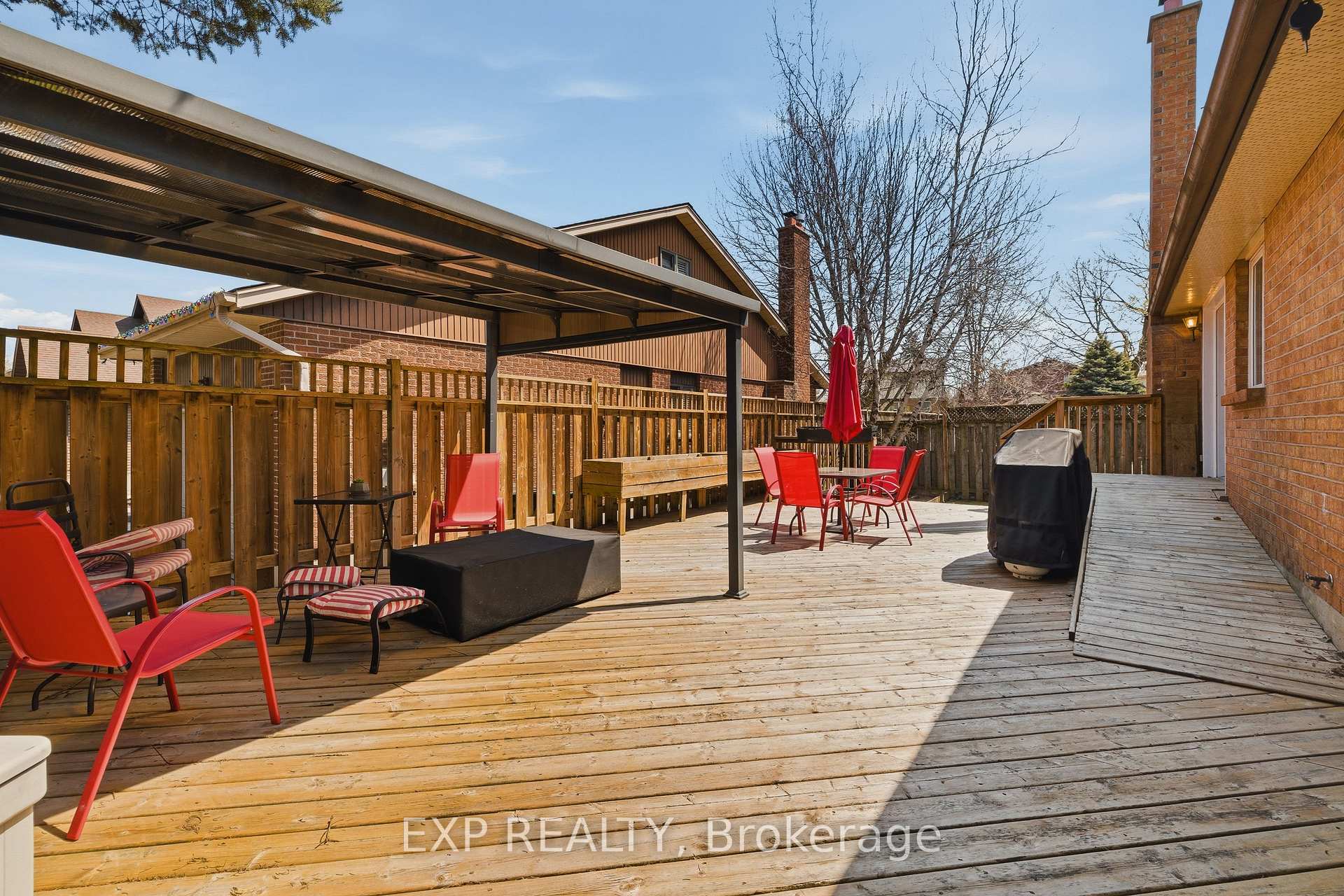 Photo 37 of 381 Timlock Place, Waterloo, Lexington — HOMEH