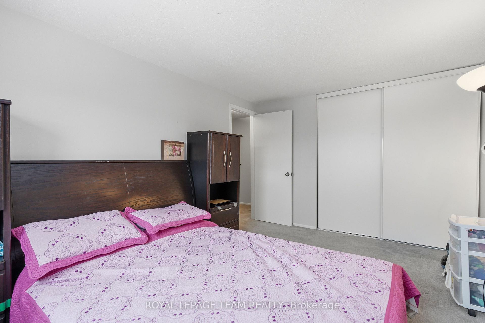 Photo 17 of Unit 33, 3333 Mccarthy Road, Ottawa, Hunt Club/Western Community — HOMEH