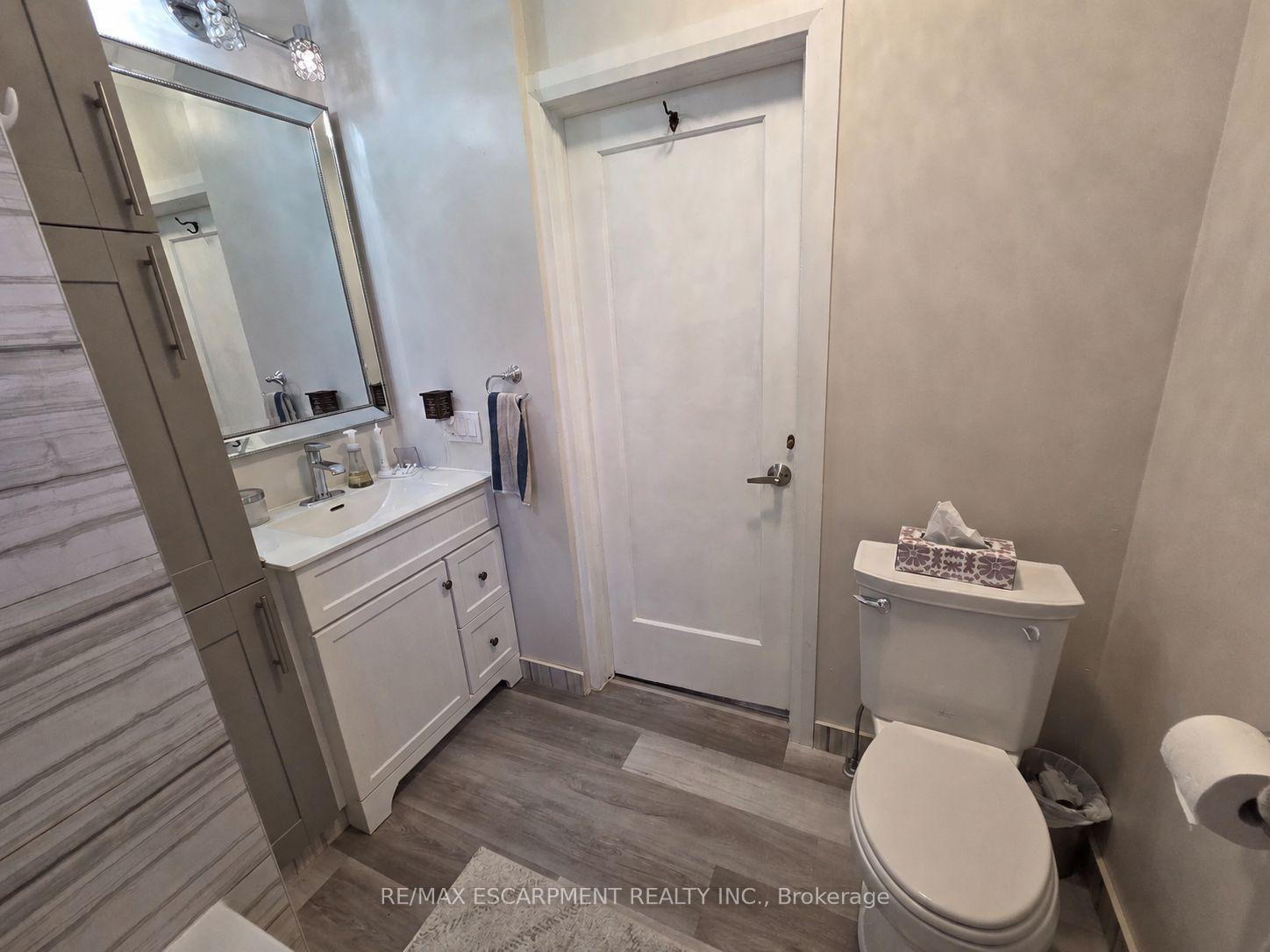 Photo 9 of 77 Paradise Road S, Hamilton, Westdale — HOMEH