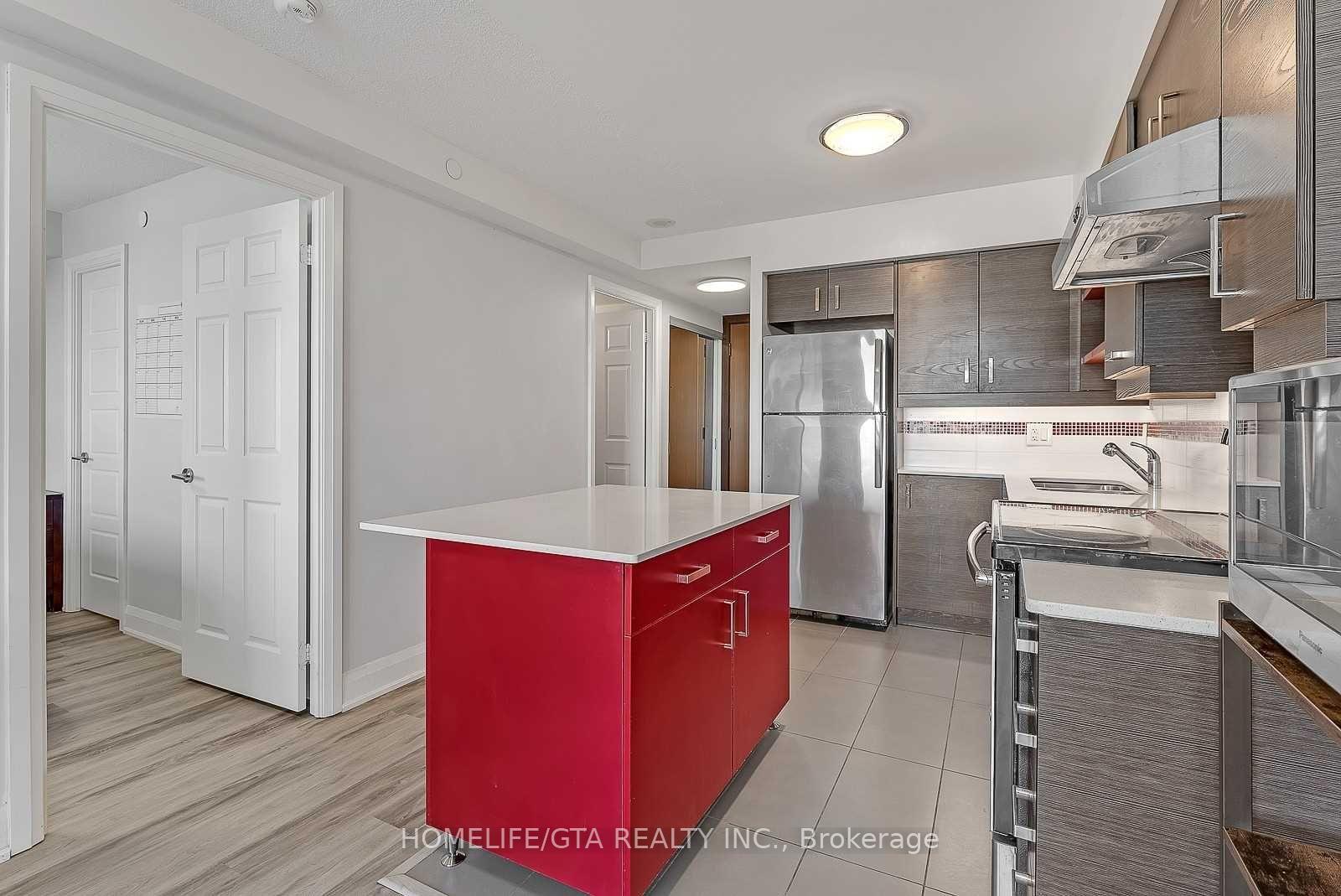 Photo 13 of Unit 1103, 8200 Birchmount Road, Markham, Unionville — HOMEH