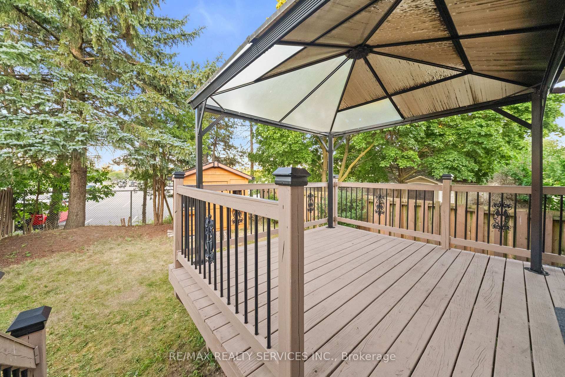 Photo 43 of 20 Highcroft Court, Kitchener, Laurentian Hills/Country Hills W — HOMEH