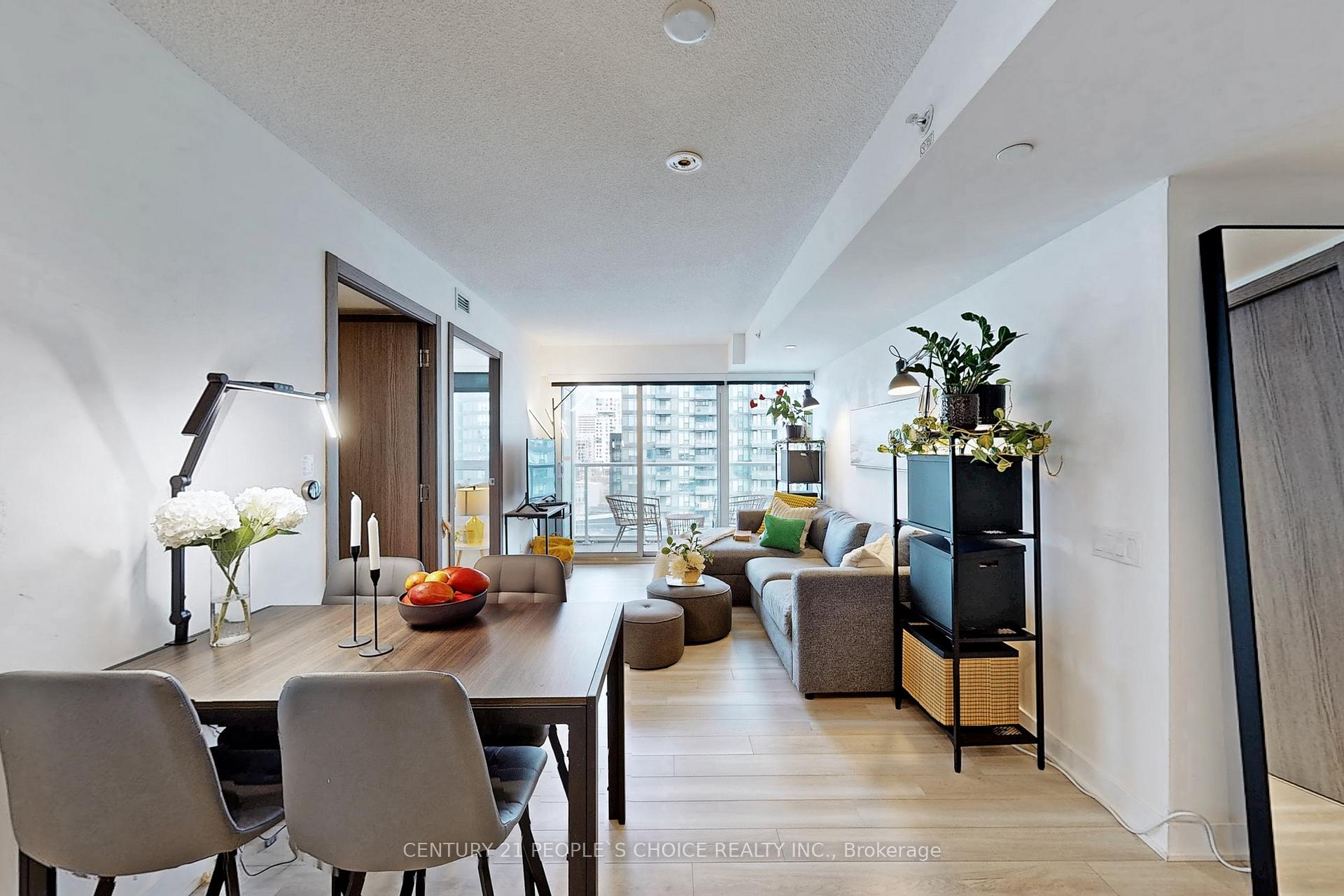 Photo 12 of Unit 1006, 17 Bathurst Street N, Toronto, Waterfront Communities — HOMEH