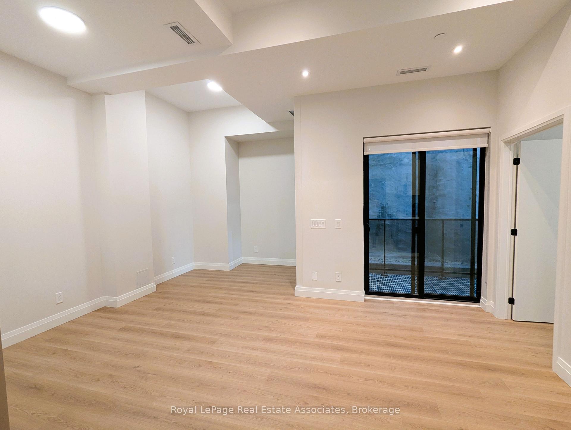 Photo 5 of Unit 102, 1000 Bathurst Street, Toronto, The Annex — HOMEH