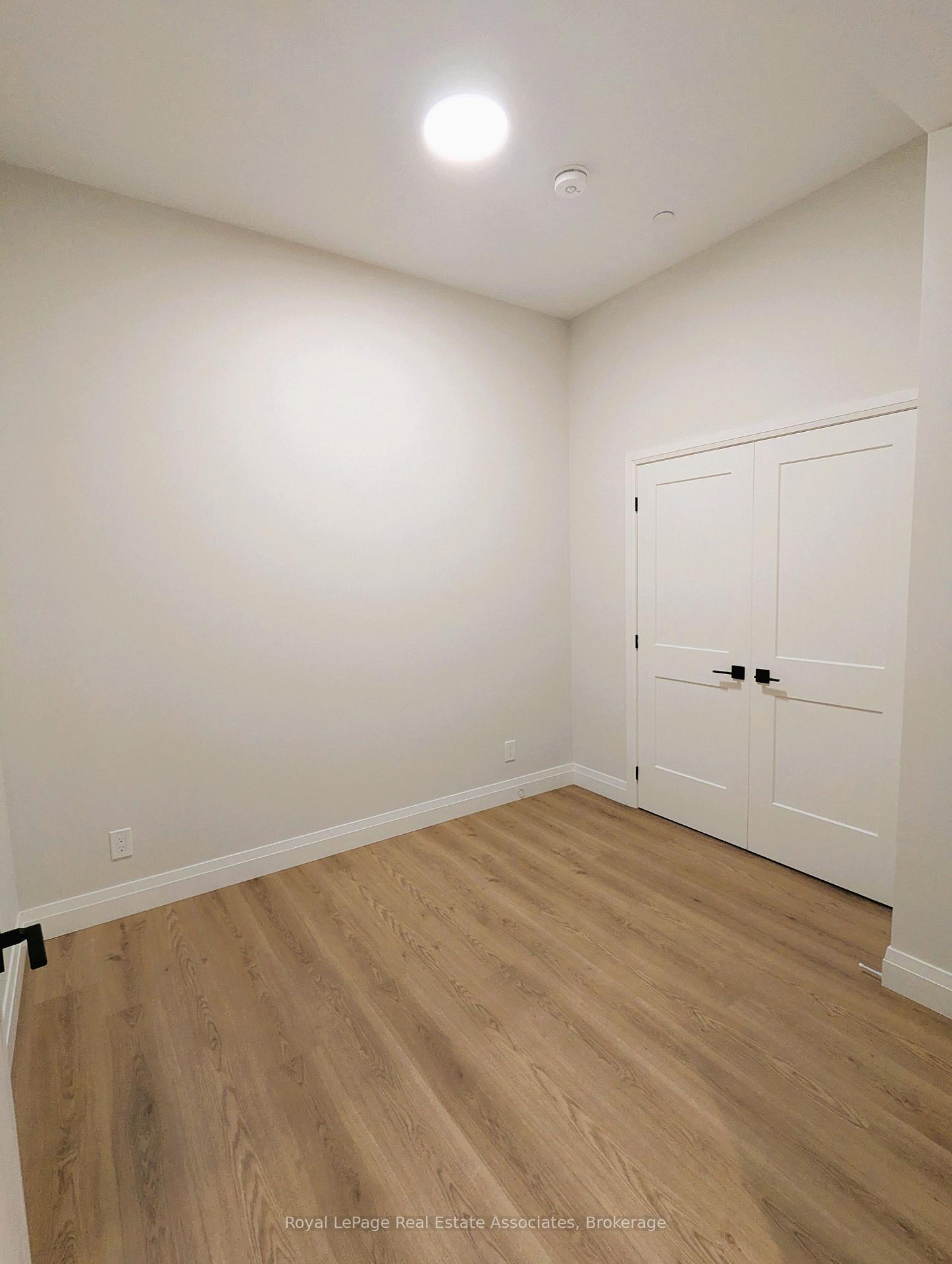 Photo 6 of Unit 102, 1000 Bathurst Street, Toronto, The Annex — HOMEH