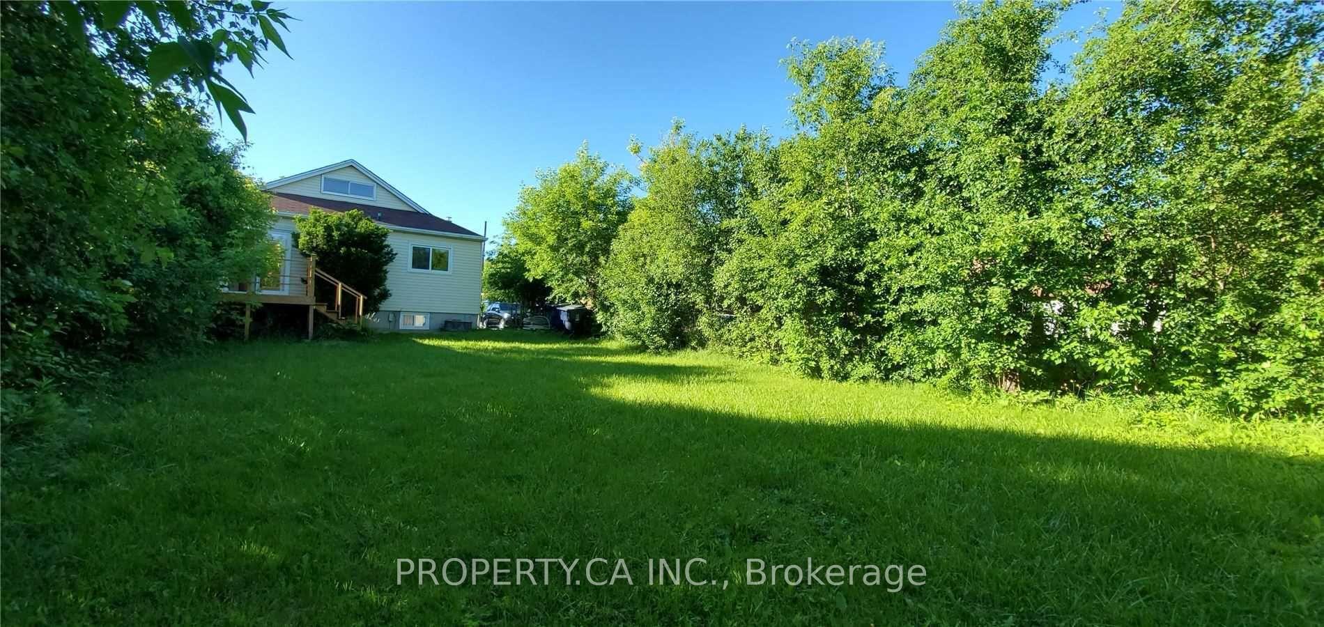 Photo 26 of 39 Farrell Avenue, North York, Willowdale West — HOMEH