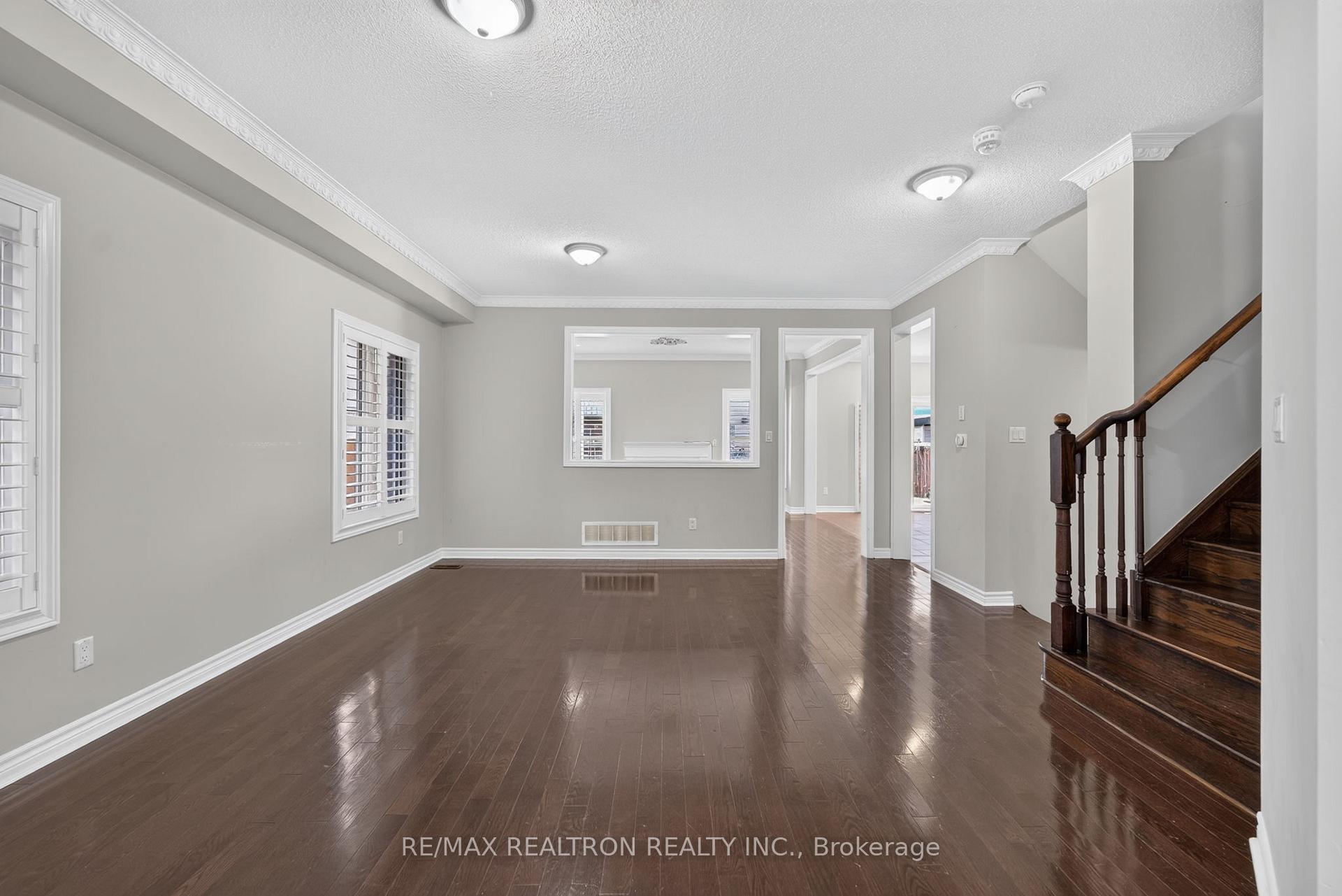 Photo 8 of 42 Cale Avenue, Clarington, Courtice — HOMEH