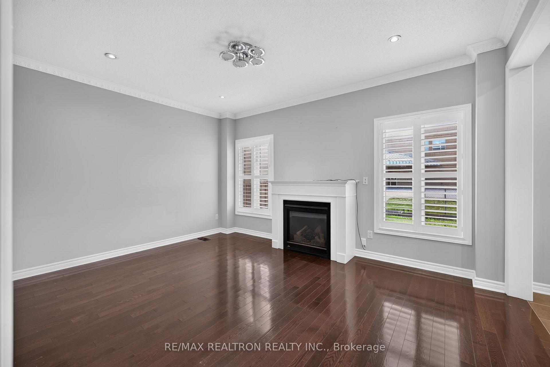 Photo 11 of 42 Cale Avenue, Clarington, Courtice — HOMEH