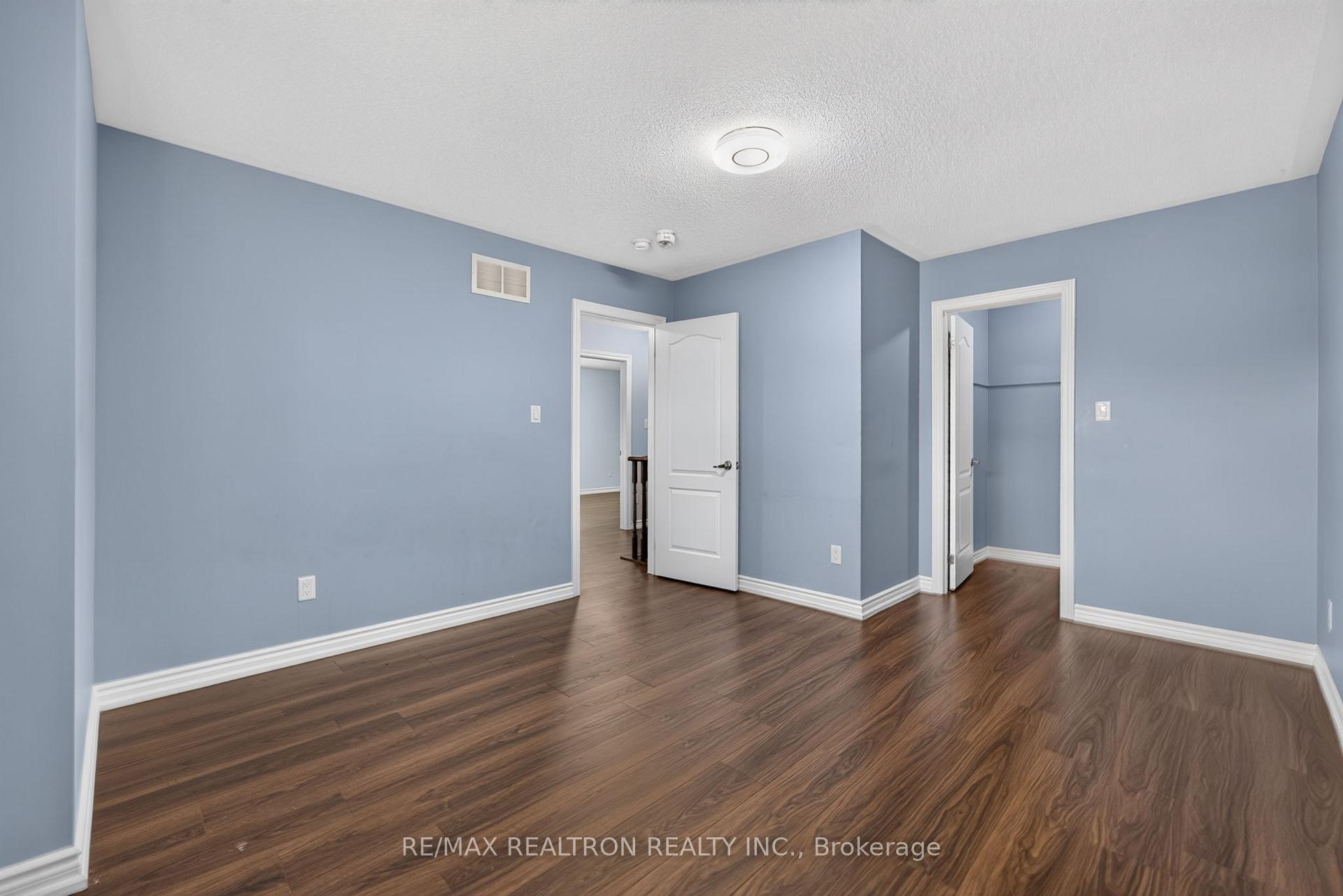 Photo 23 of 42 Cale Avenue, Clarington, Courtice — HOMEH