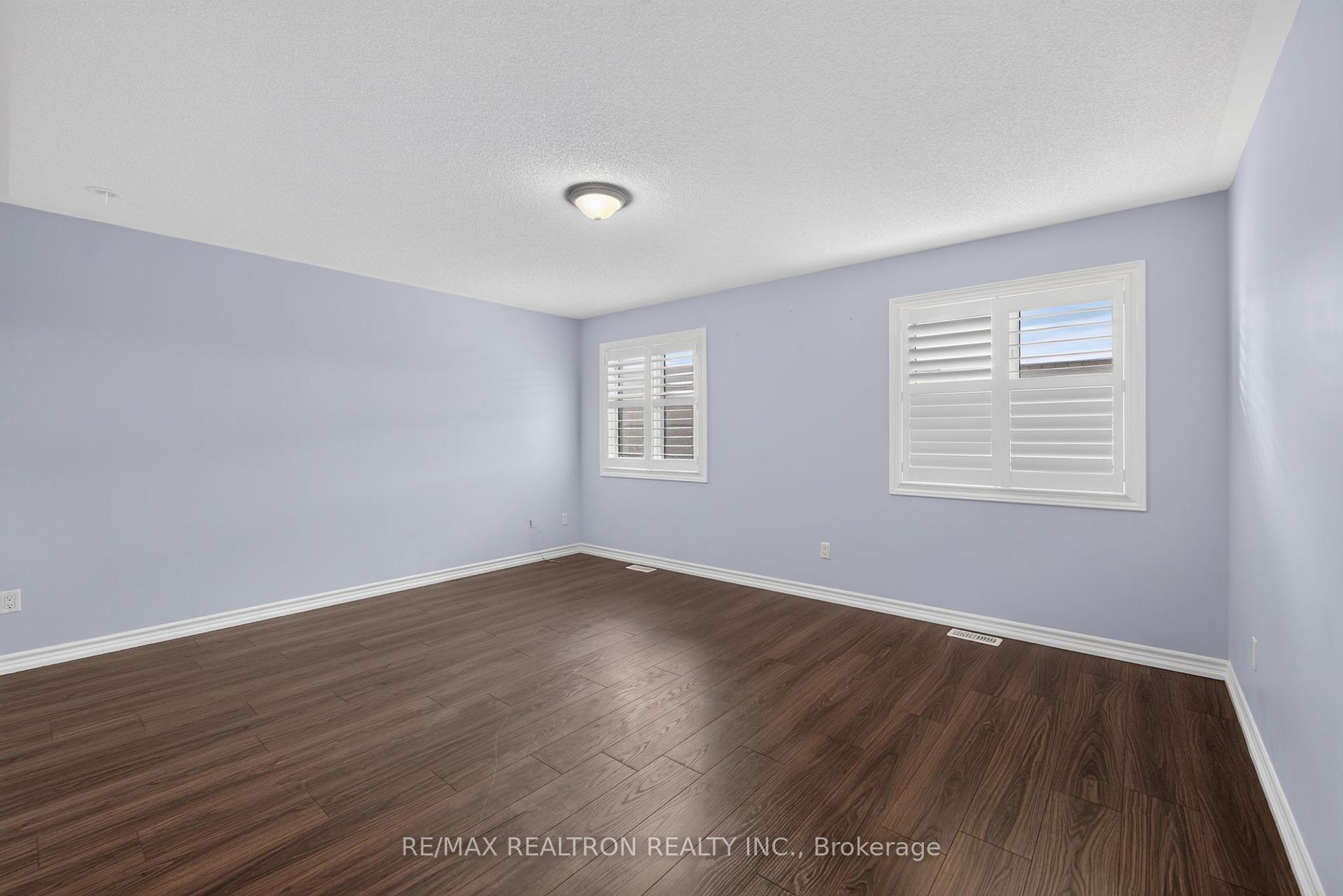 Photo 35 of 42 Cale Avenue, Clarington, Courtice — HOMEH