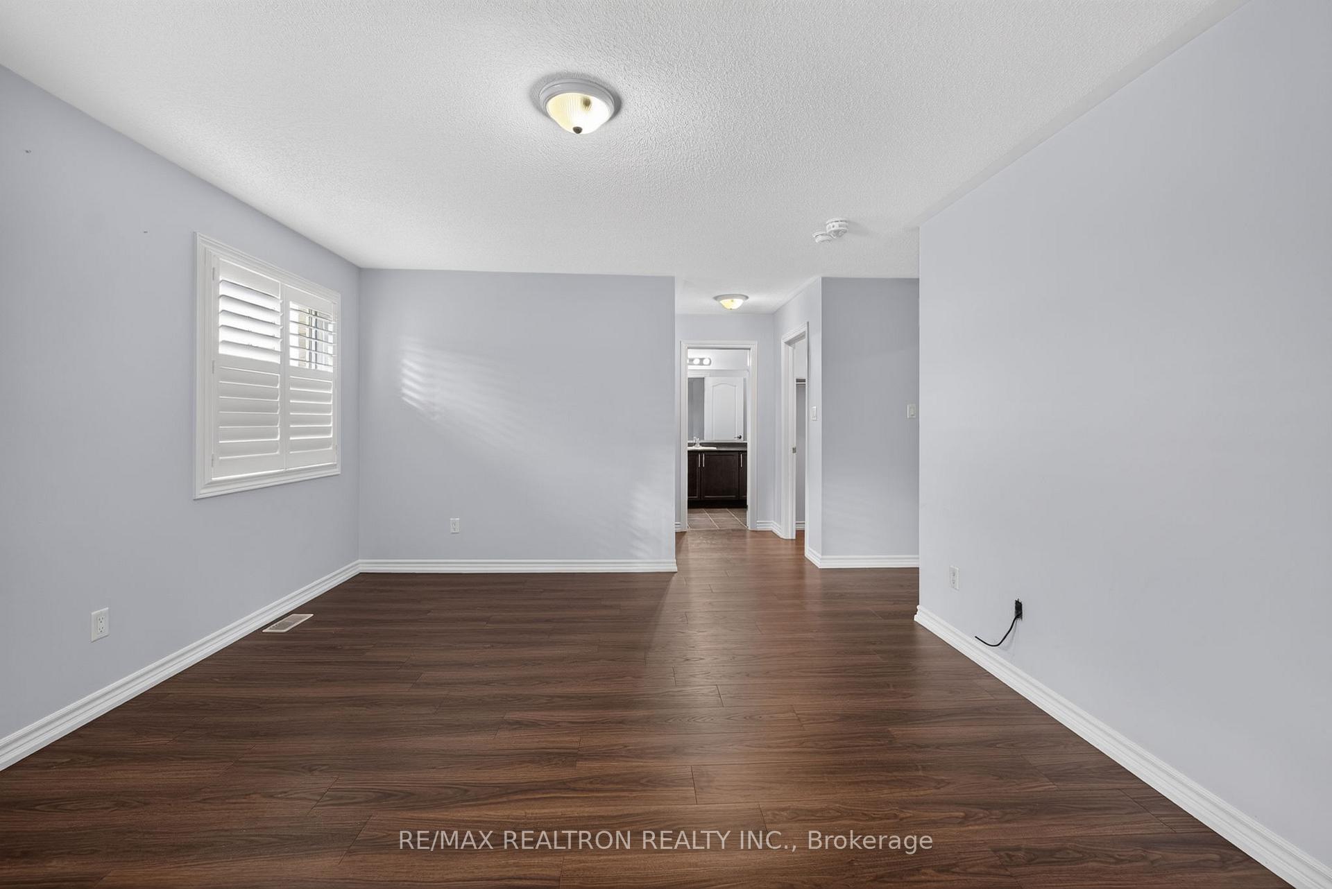 Photo 36 of 42 Cale Avenue, Clarington, Courtice — HOMEH