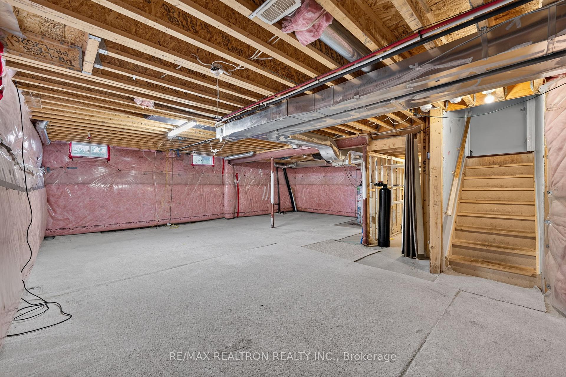 Photo 44 of 42 Cale Avenue, Clarington, Courtice — HOMEH
