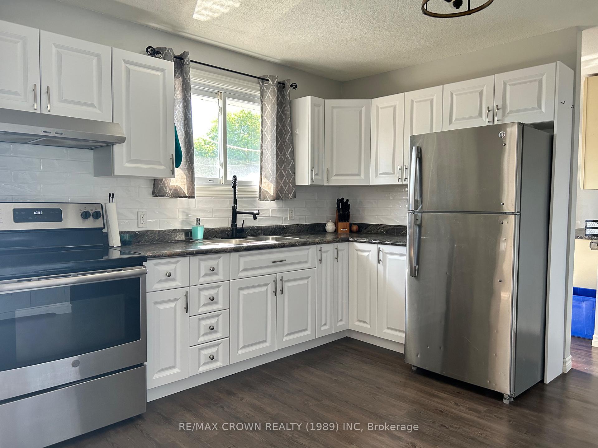 Photo 7 of 29 Kennedy Avenue, Kapuskasing — HOMEH