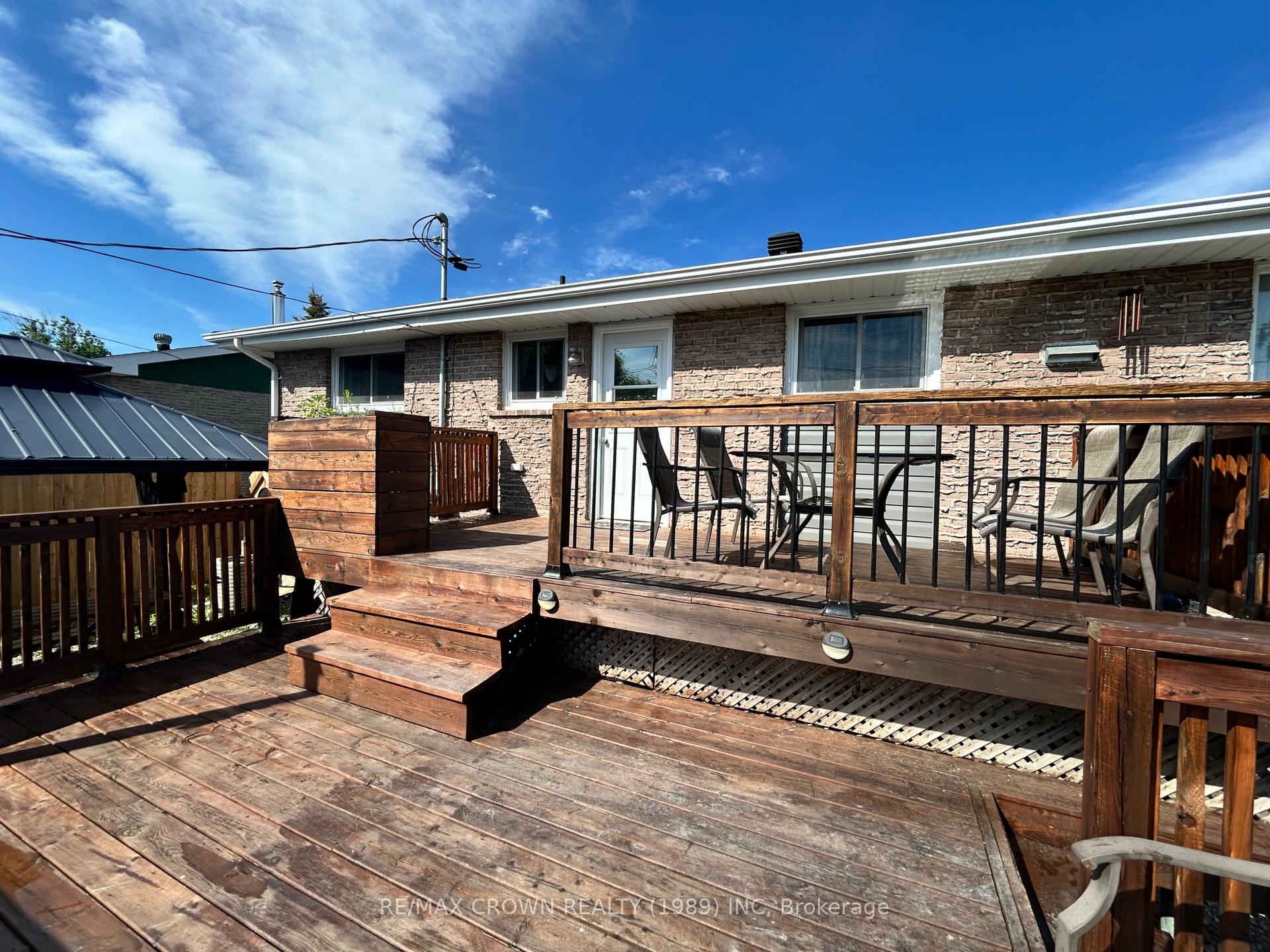 Photo 38 of 29 Kennedy Avenue, Kapuskasing — HOMEH