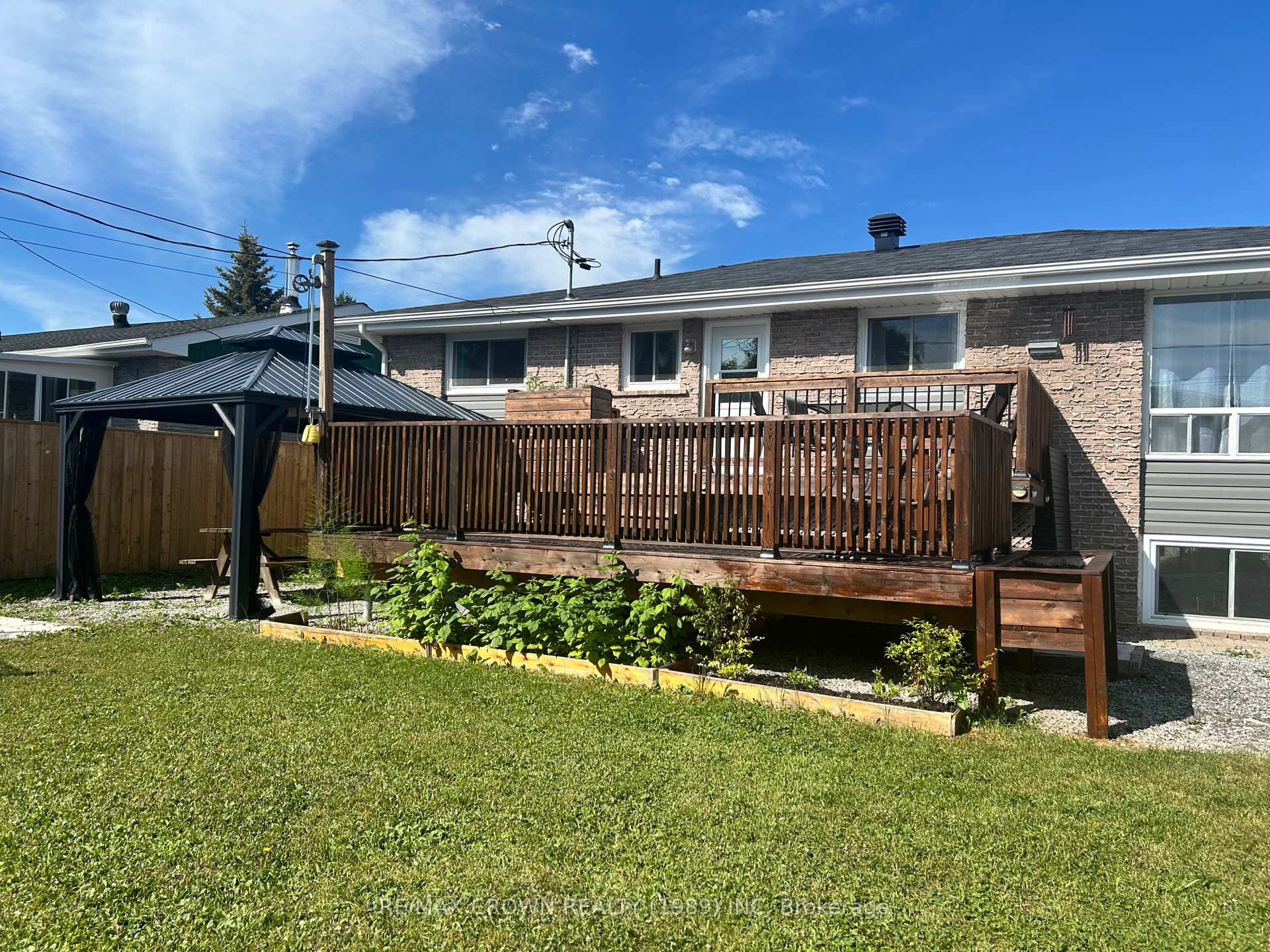 Photo 41 of 29 Kennedy Avenue, Kapuskasing — HOMEH