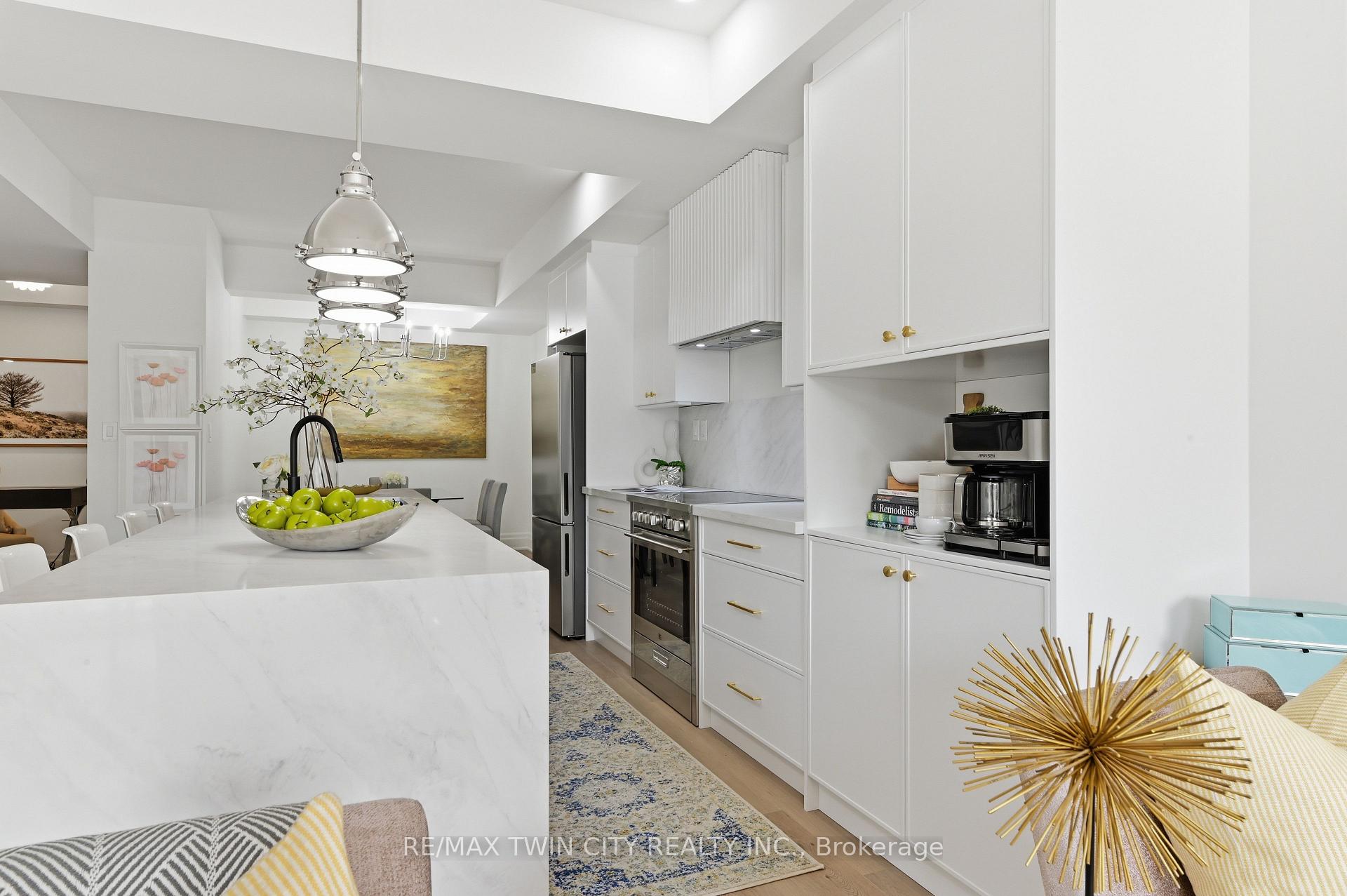 Photo 5 of Unit 1, 47 Edwin Street, Brantford, Holmedale — HOMEH