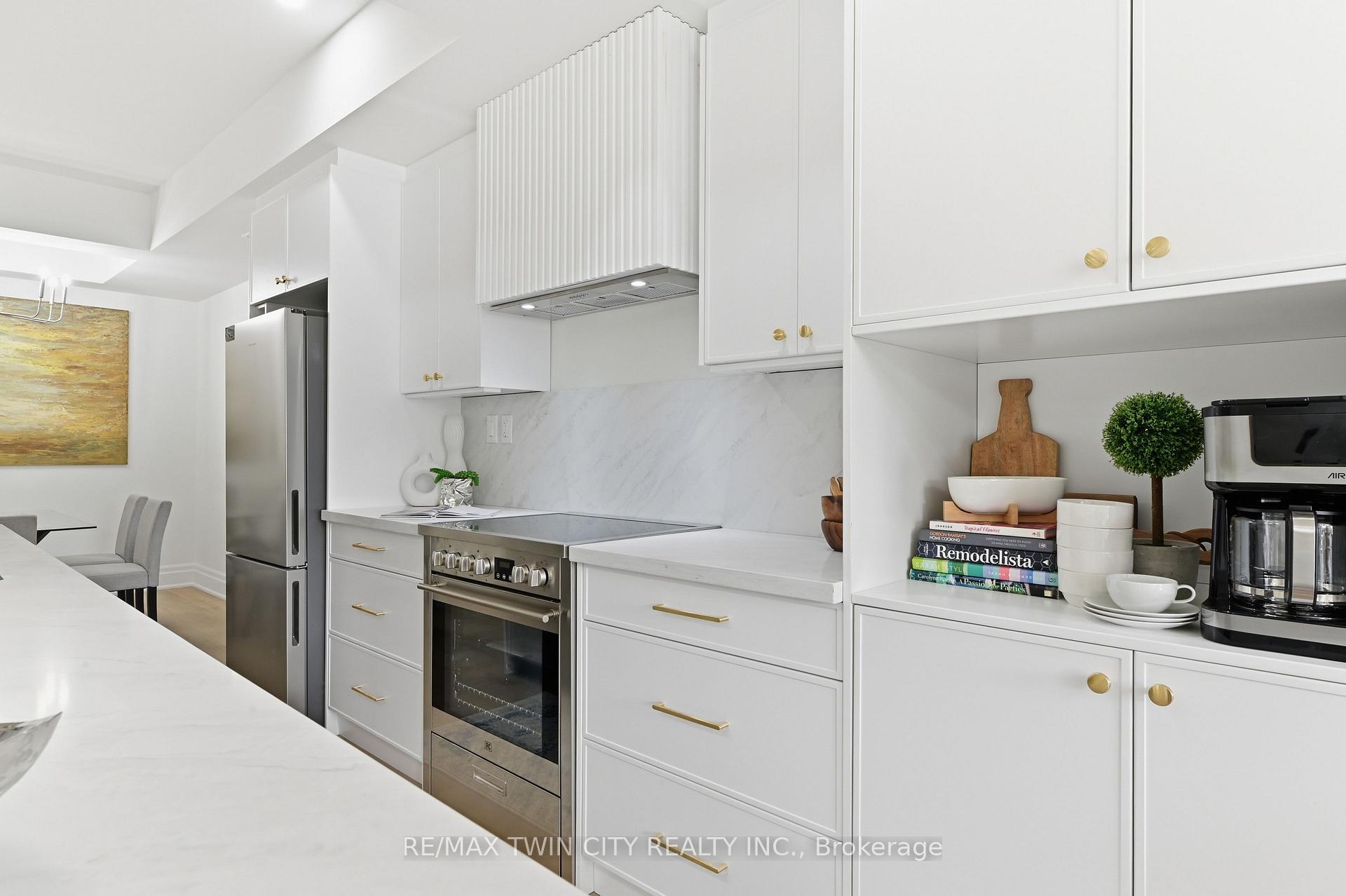Photo 8 of Unit 1, 47 Edwin Street, Brantford, Holmedale — HOMEH