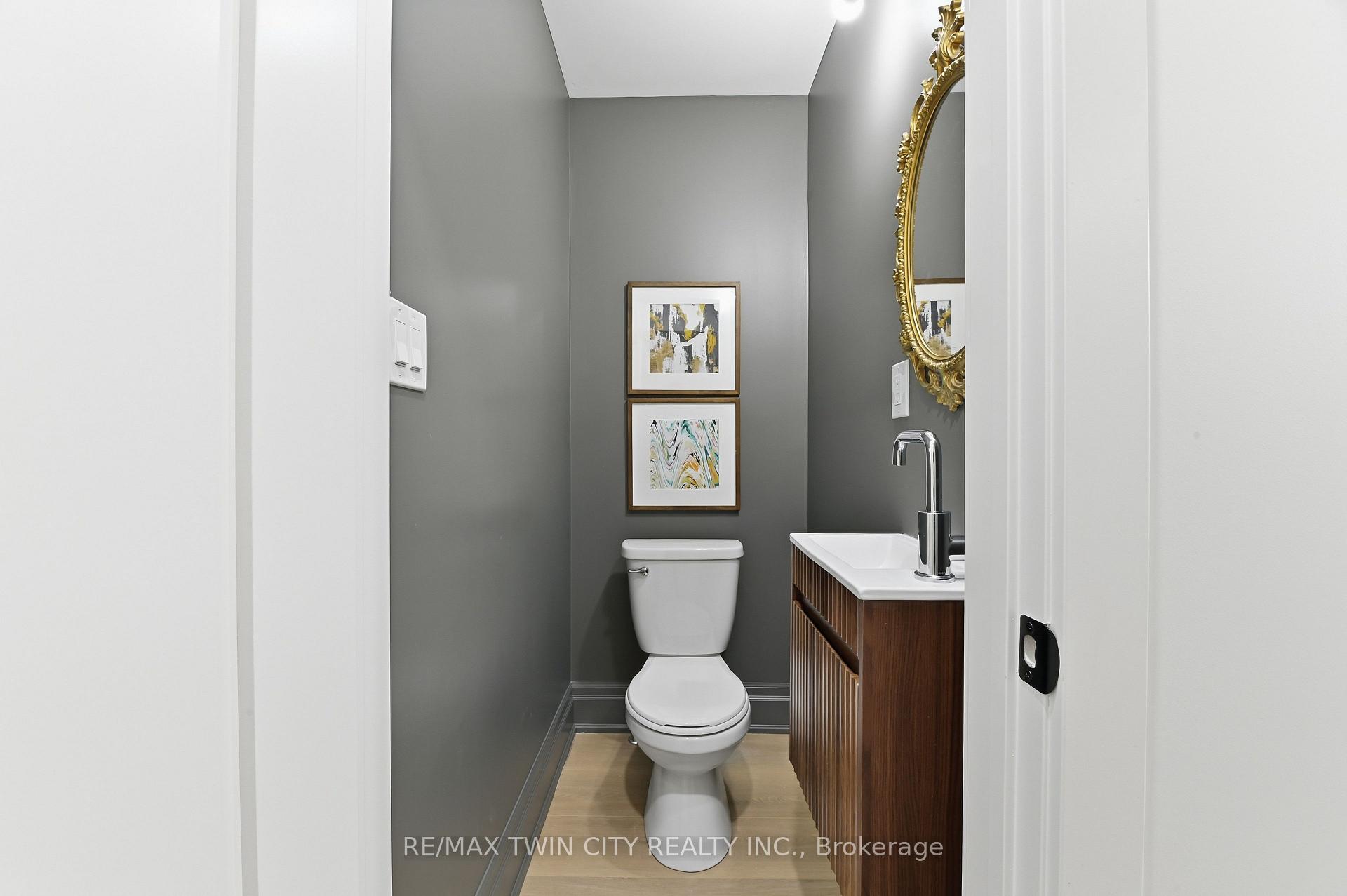 Photo 8 of Unit 2, 37 Edwin Street, Brantford, Holmedale — HOMEH