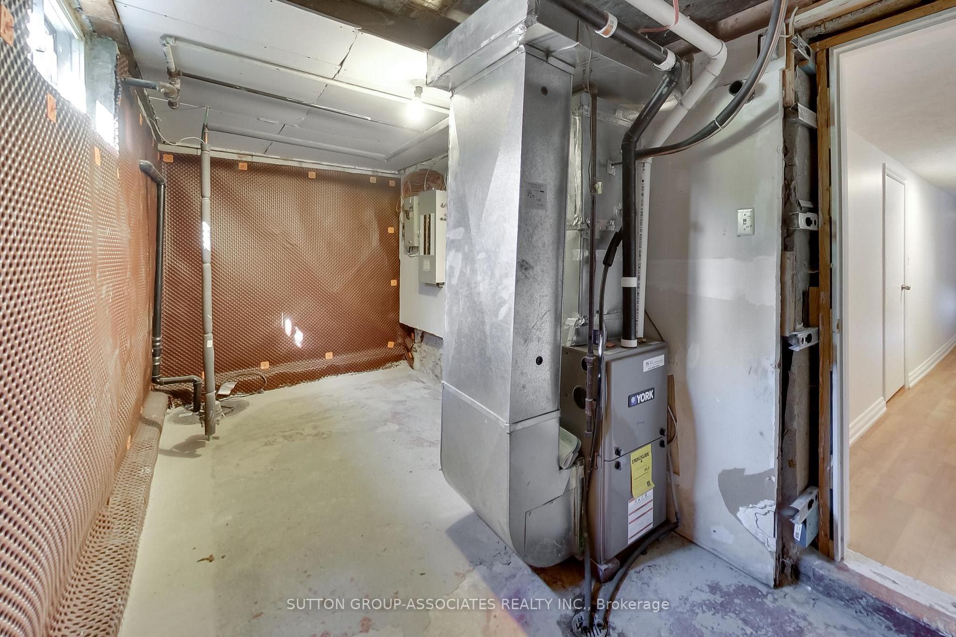 Photo 39 of 175 Earlsdale Avenue, Toronto, Oakwood Village — HOMEH