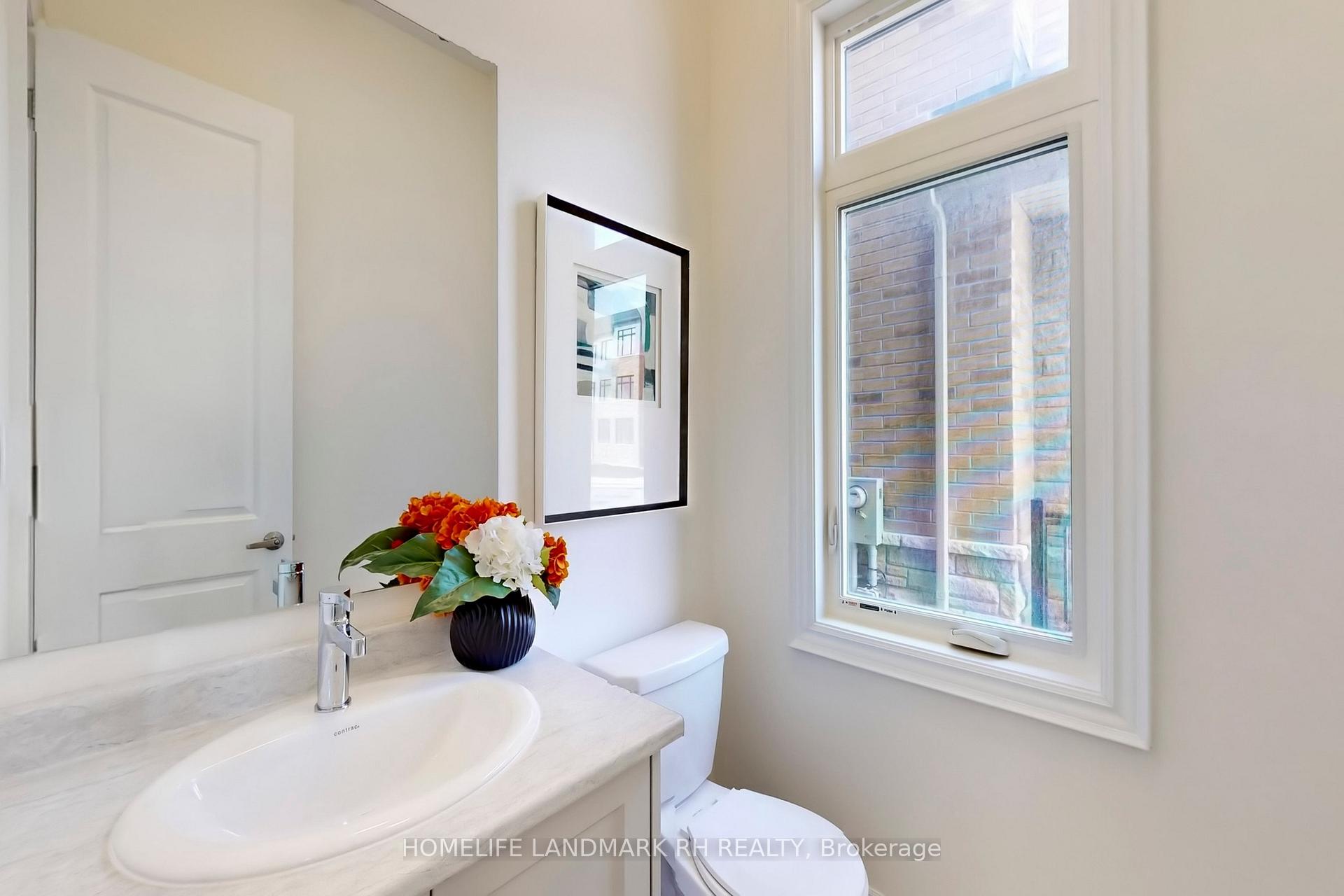 Photo 24 of 186 Leslie Richards Street, Markham, Rural Markham — HOMEH