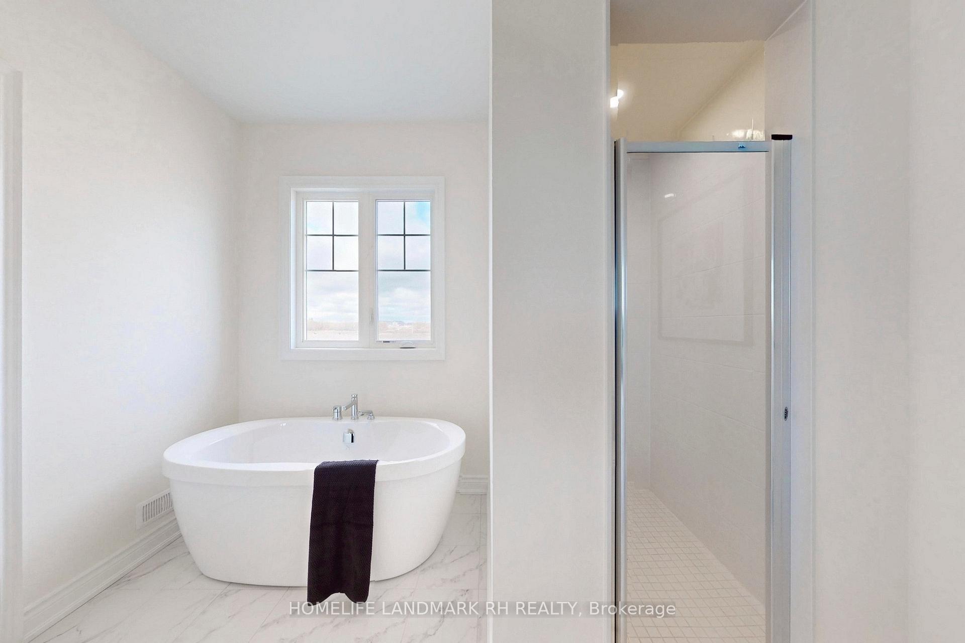 Photo 32 of 186 Leslie Richards Street, Markham, Rural Markham — HOMEH