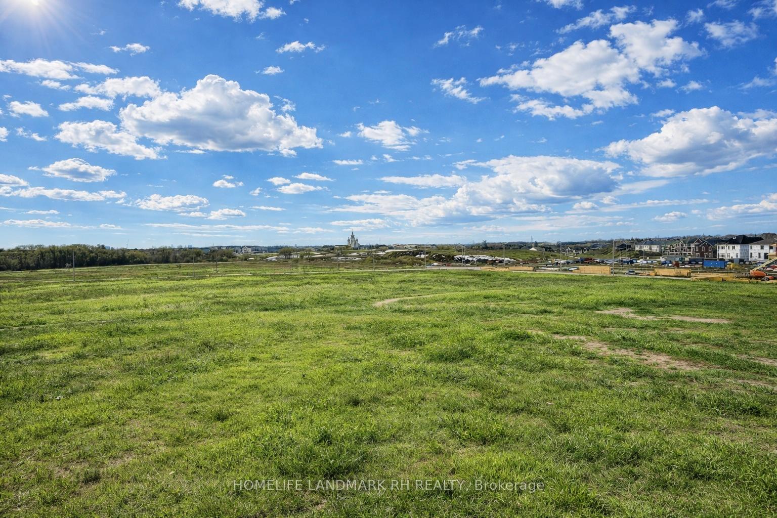 Photo 49 of 186 Leslie Richards Street, Markham, Rural Markham — HOMEH