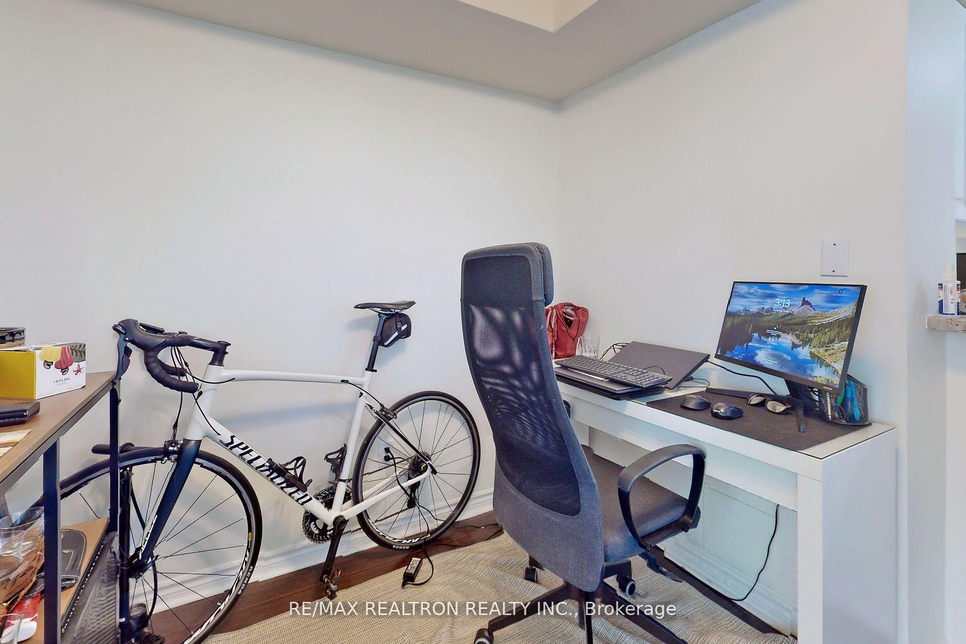 Photo 19 of Unit 2009, 7 Lorraine Drive, North York, Willowdale West — HOMEH