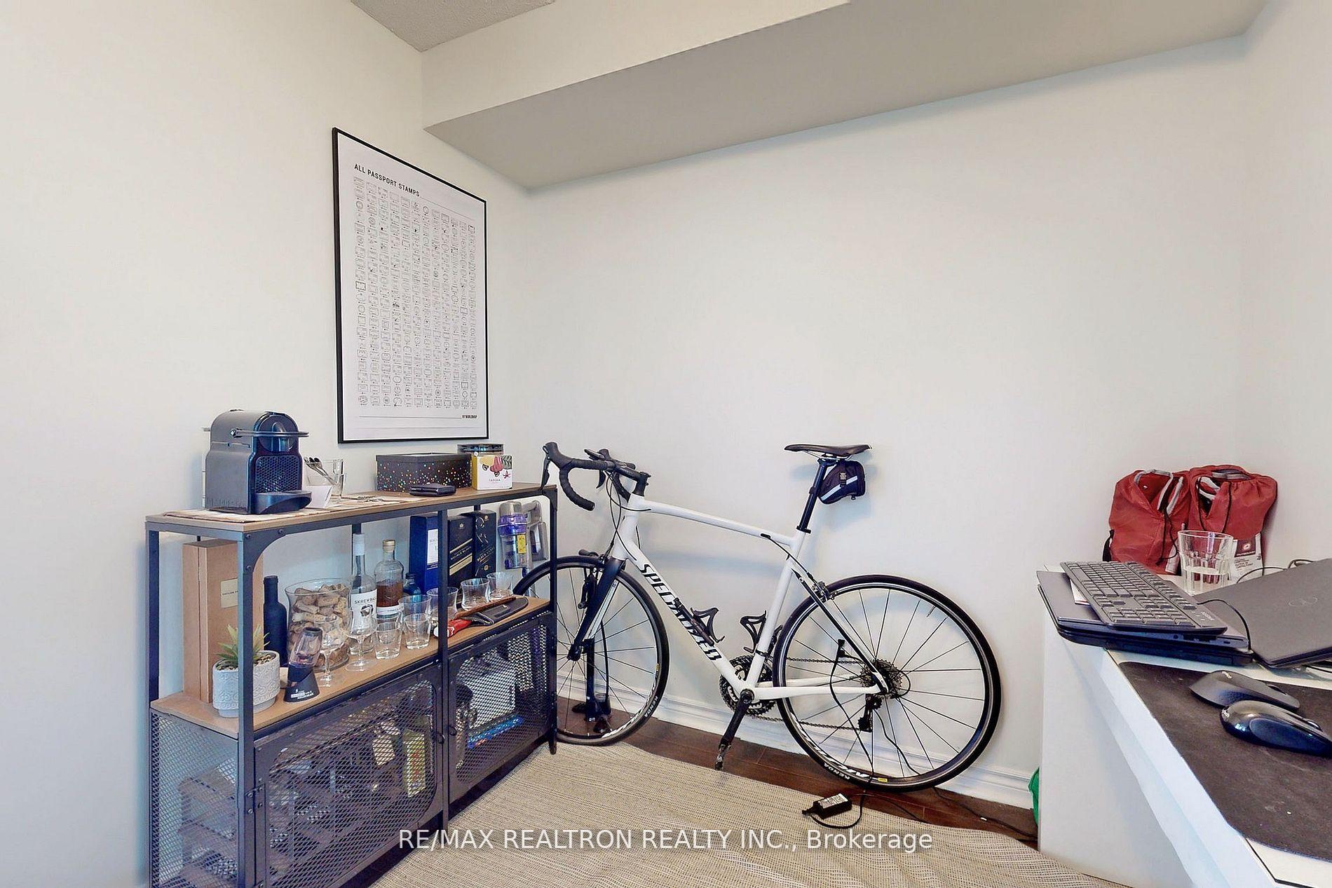 Photo 20 of Unit 2009, 7 Lorraine Drive, North York, Willowdale West — HOMEH
