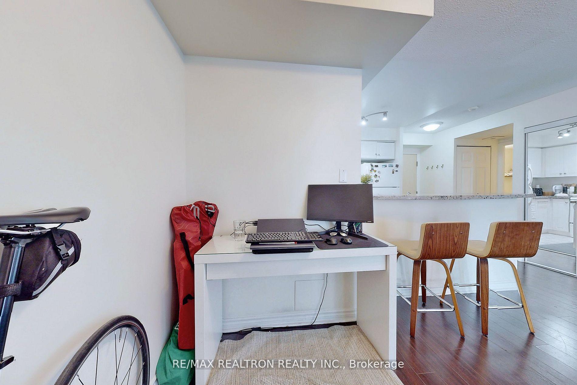 Photo 21 of Unit 2009, 7 Lorraine Drive, North York, Willowdale West — HOMEH