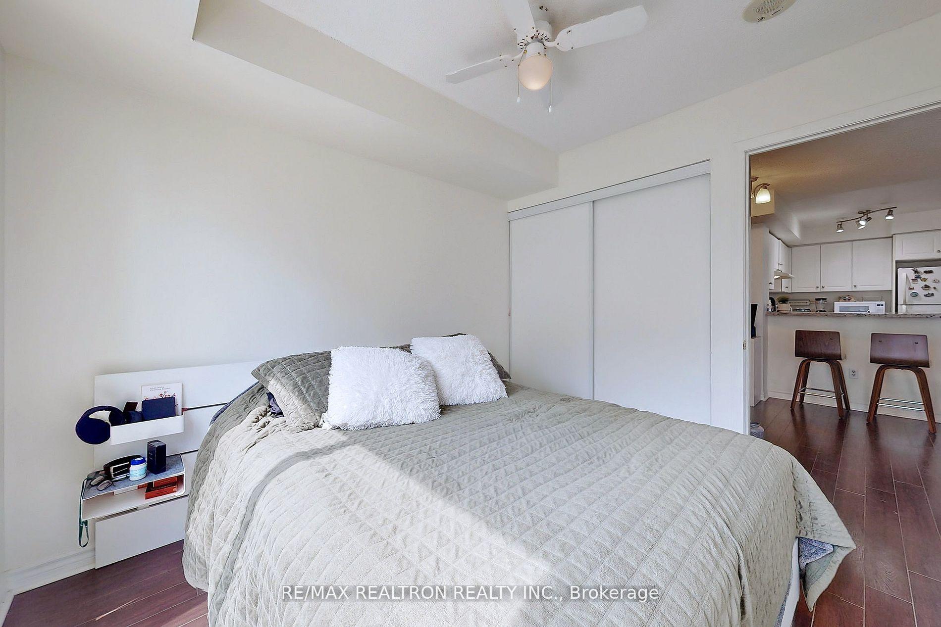 Photo 23 of Unit 2009, 7 Lorraine Drive, North York, Willowdale West — HOMEH