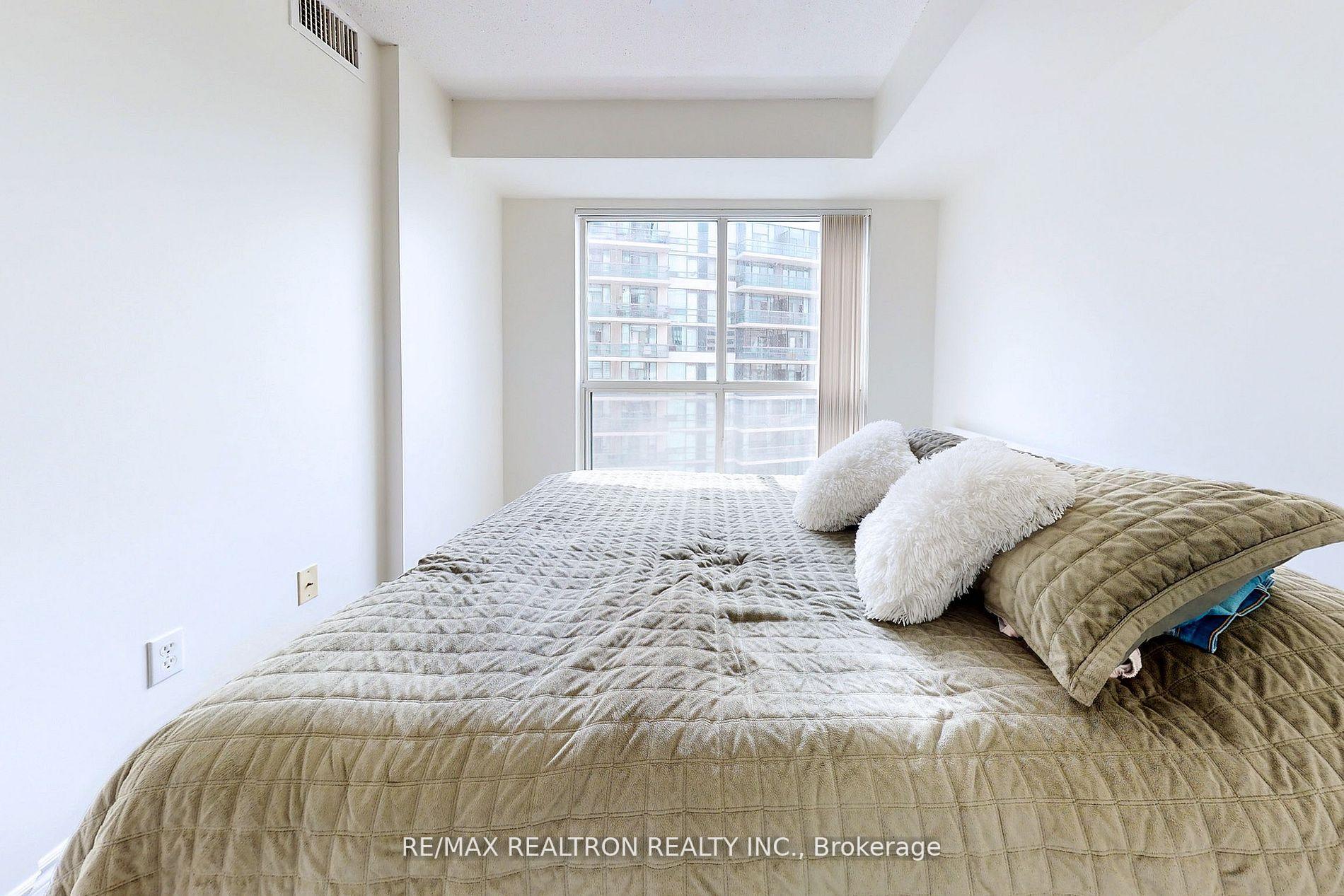 Photo 24 of Unit 2009, 7 Lorraine Drive, North York, Willowdale West — HOMEH