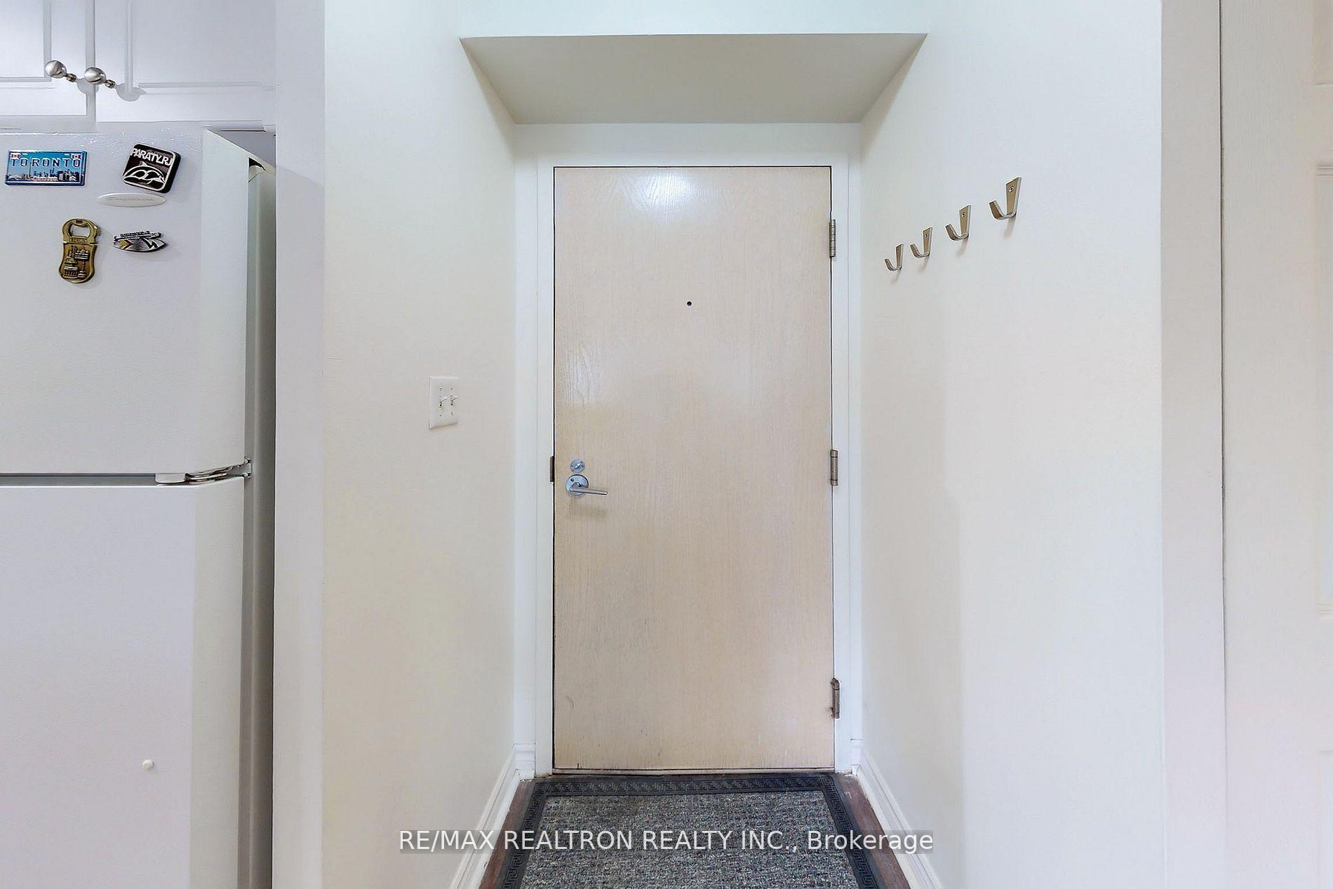 Photo 29 of Unit 2009, 7 Lorraine Drive, North York, Willowdale West — HOMEH