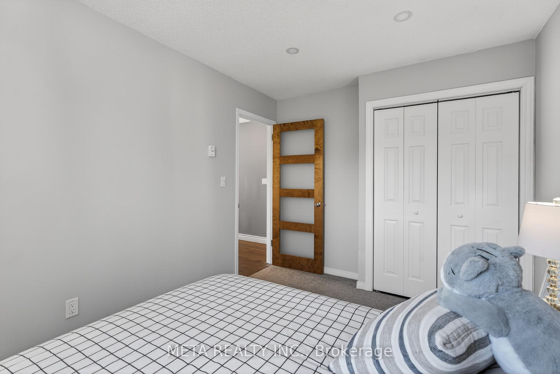 Photo 23 of 865 27th Street, Owen Sound — HOMEH
