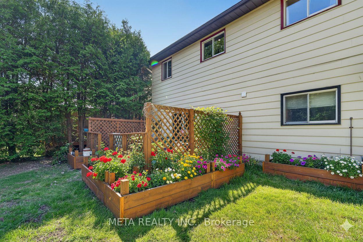 Photo 32 of 865 27th Street, Owen Sound — HOMEH