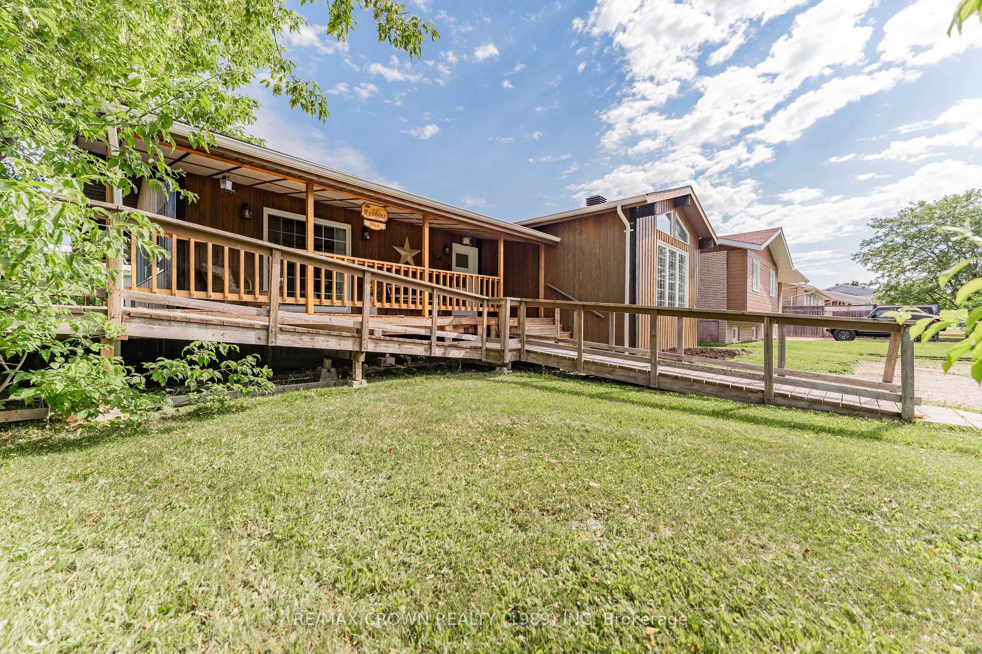 Photo 2 of 14 Migneault Avenue, Kapuskasing — HOMEH