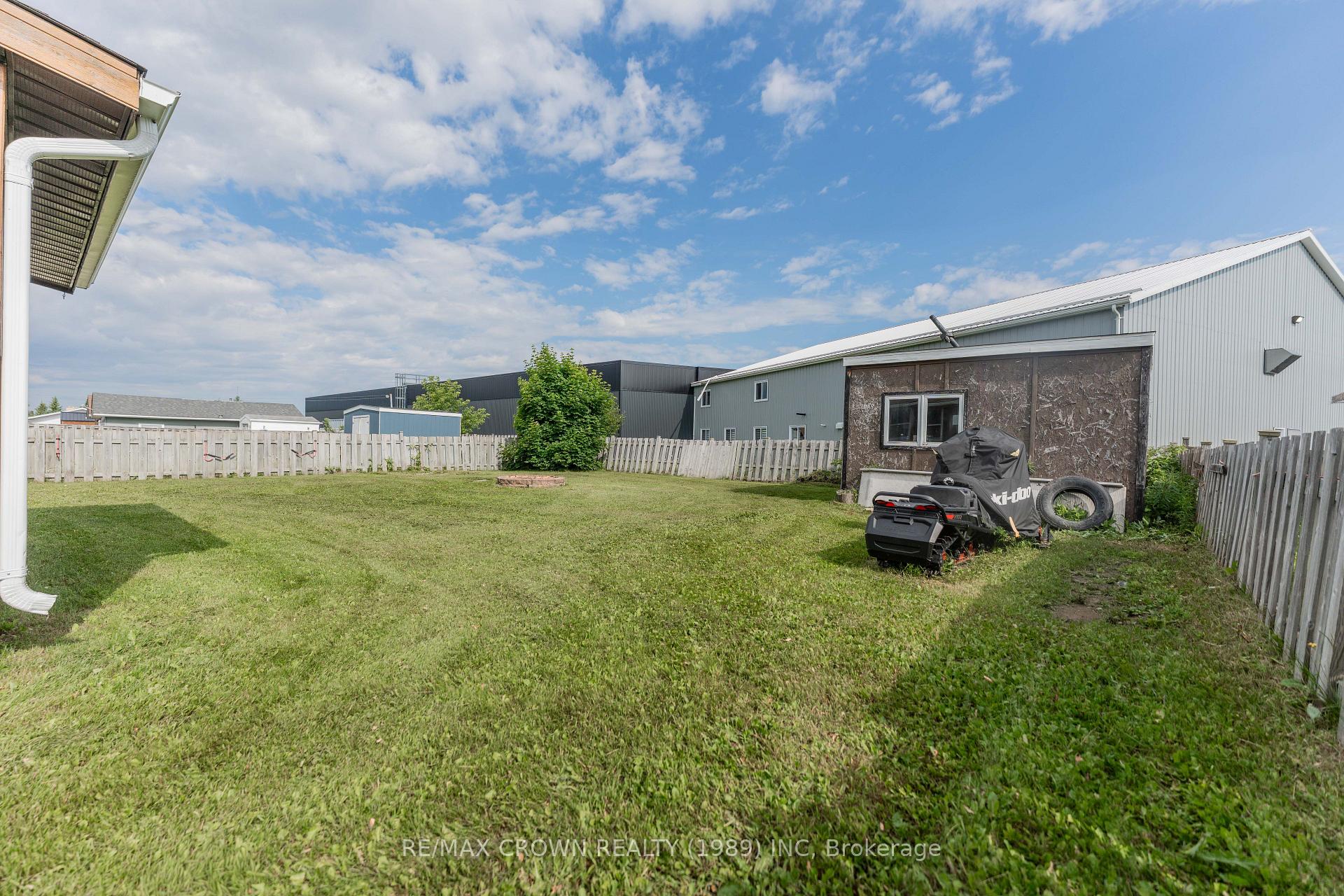 Photo 48 of 14 Migneault Avenue, Kapuskasing — HOMEH