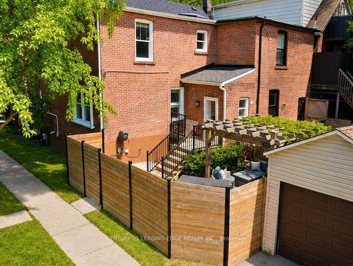 Photo 36 of 158 Parkmount Road, Toronto, Greenwood-Coxwell — HOMEH