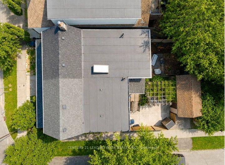 Photo 40 of 158 Parkmount Road, Toronto, Greenwood-Coxwell — HOMEH