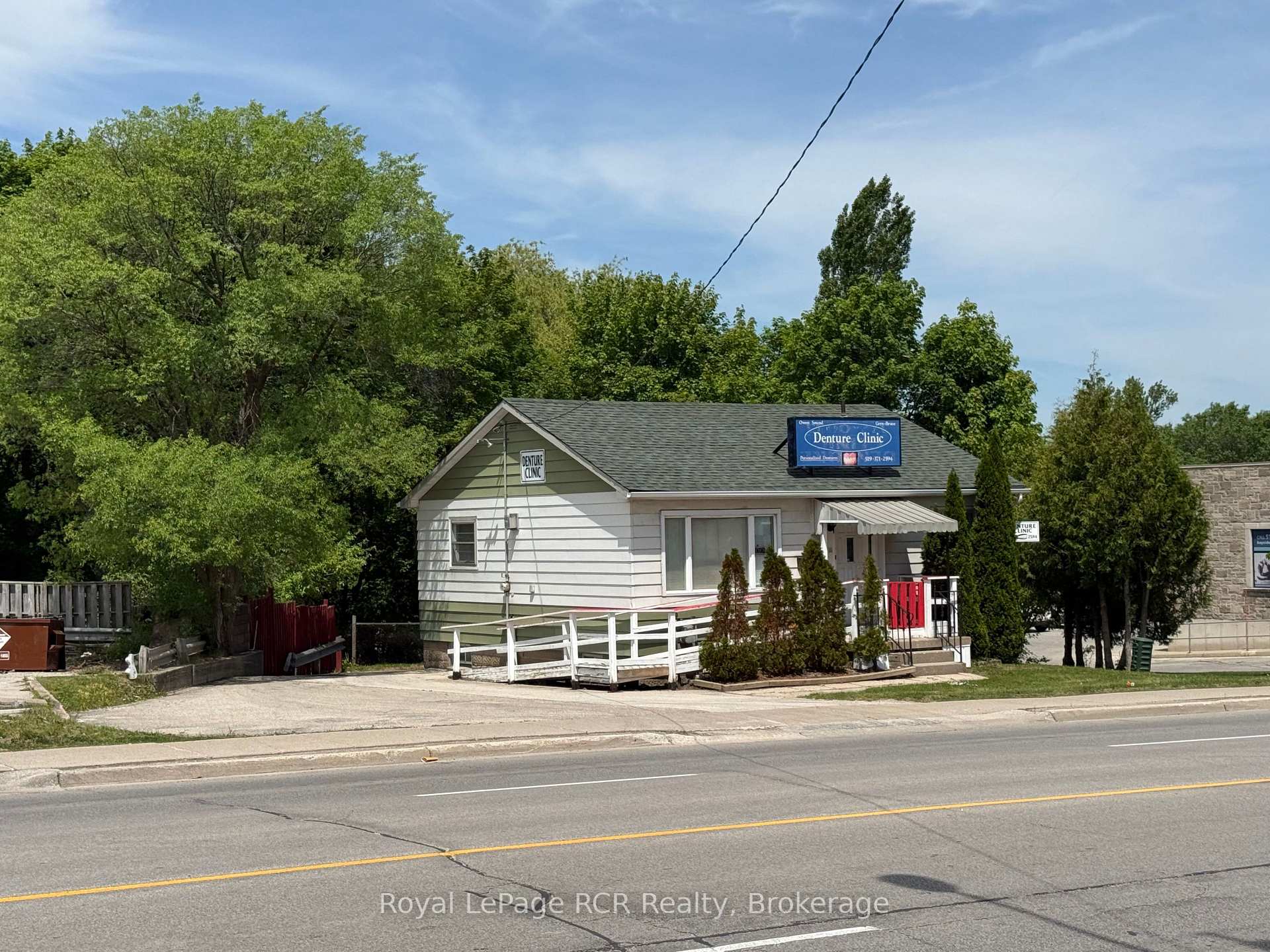 Photo 1 of 1514 9th Avenue E, Owen Sound — HOMEH