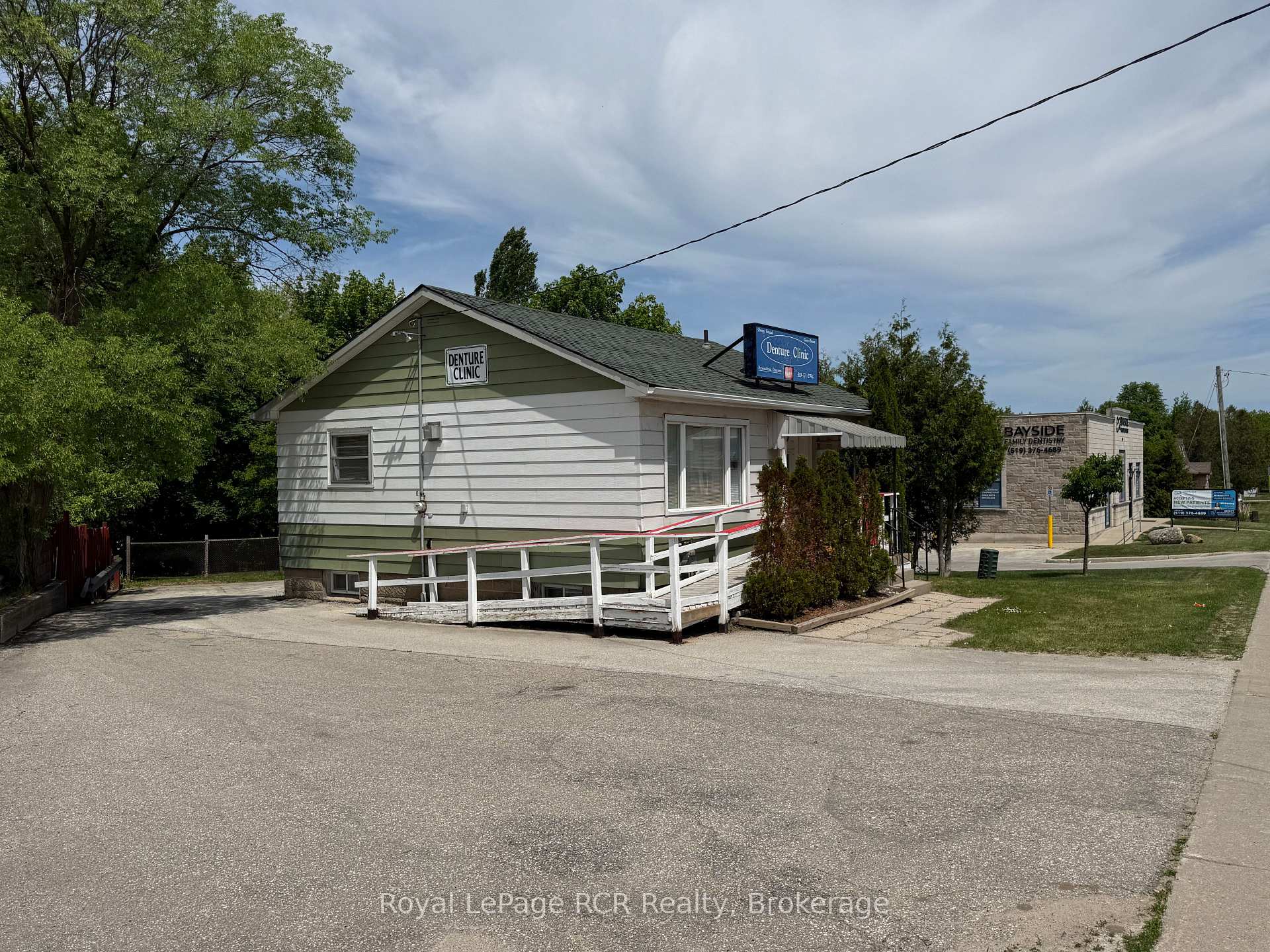 Photo 3 of 1514 9th Avenue E, Owen Sound — HOMEH