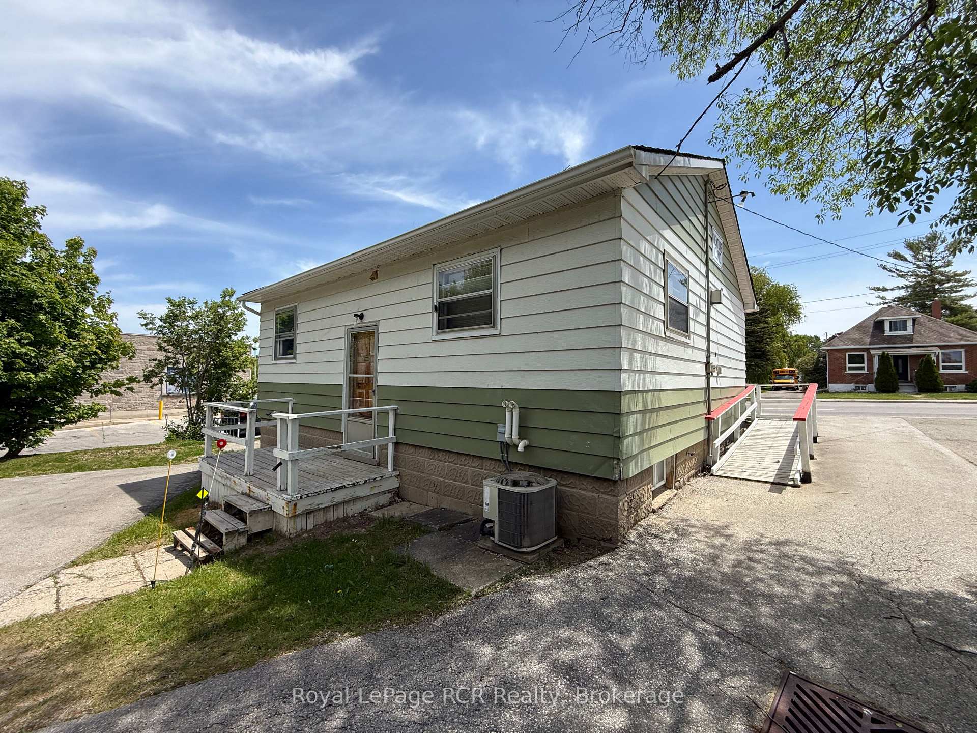 Photo 6 of 1514 9th Avenue E, Owen Sound — HOMEH