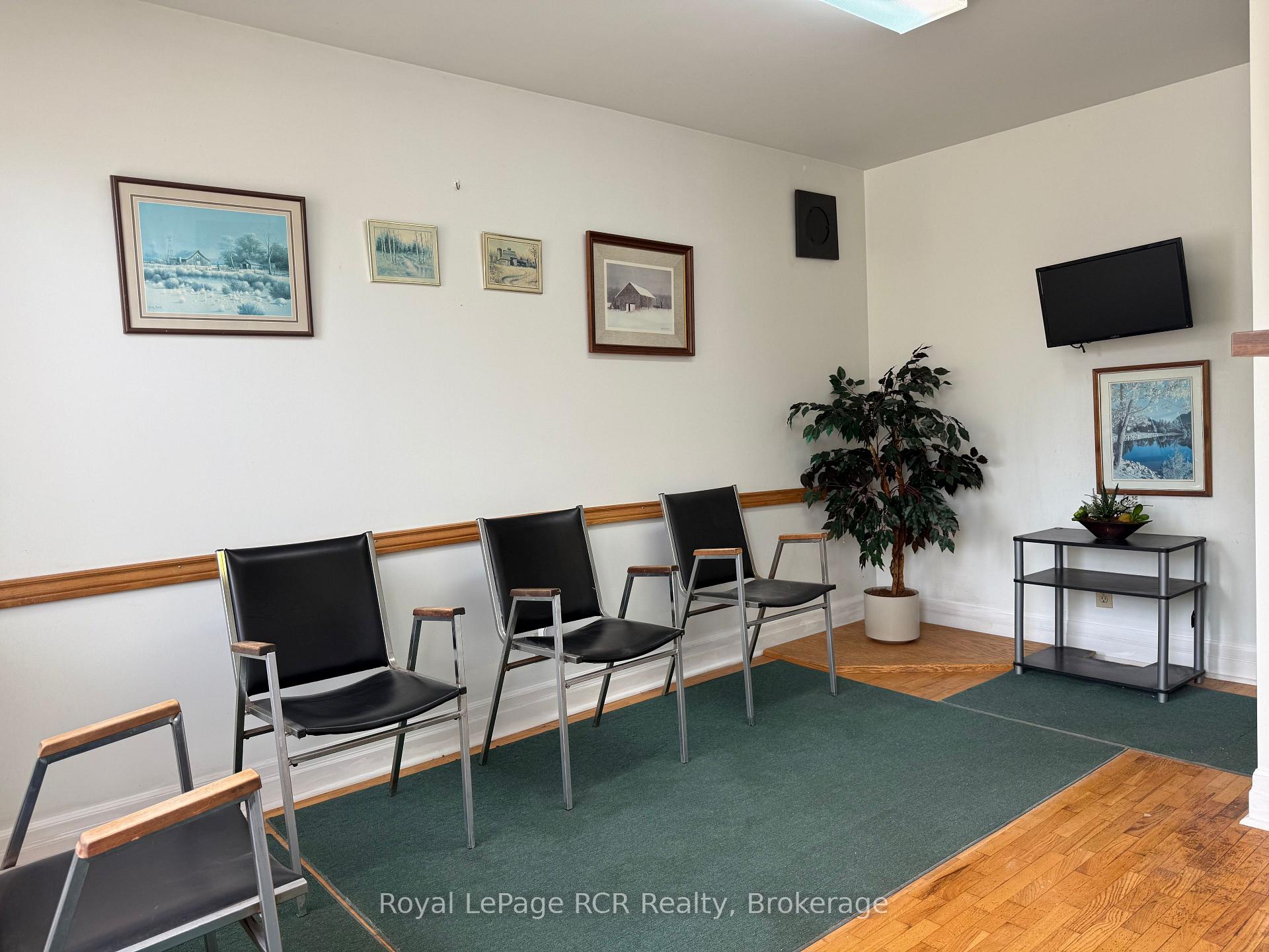 Photo 8 of 1514 9th Avenue E, Owen Sound — HOMEH