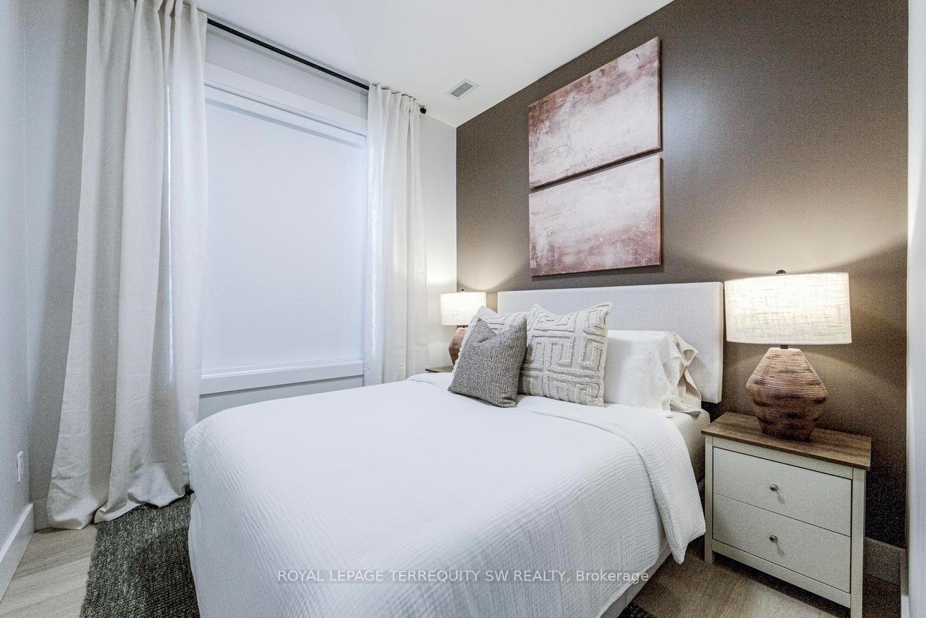 Photo 13 of Unit 301, 145 Clapperton Street, Barrie, Wellington — HOMEH