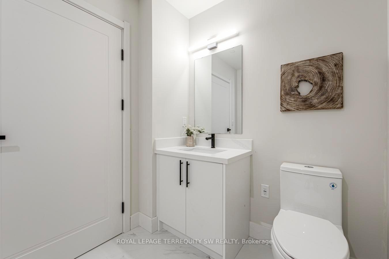 Photo 21 of Unit 301, 145 Clapperton Street, Barrie, Wellington — HOMEH