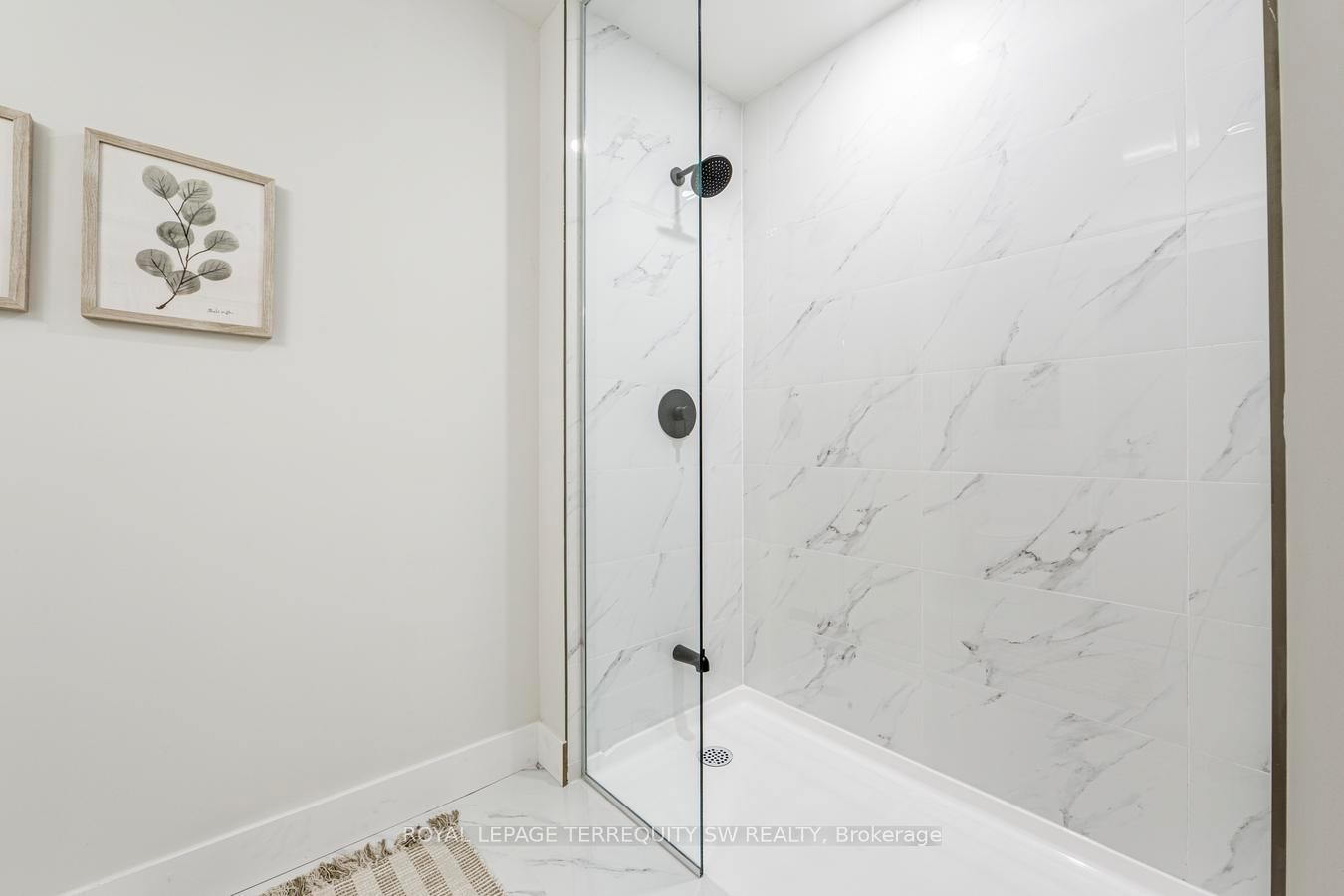 Photo 22 of Unit 301, 145 Clapperton Street, Barrie, Wellington — HOMEH