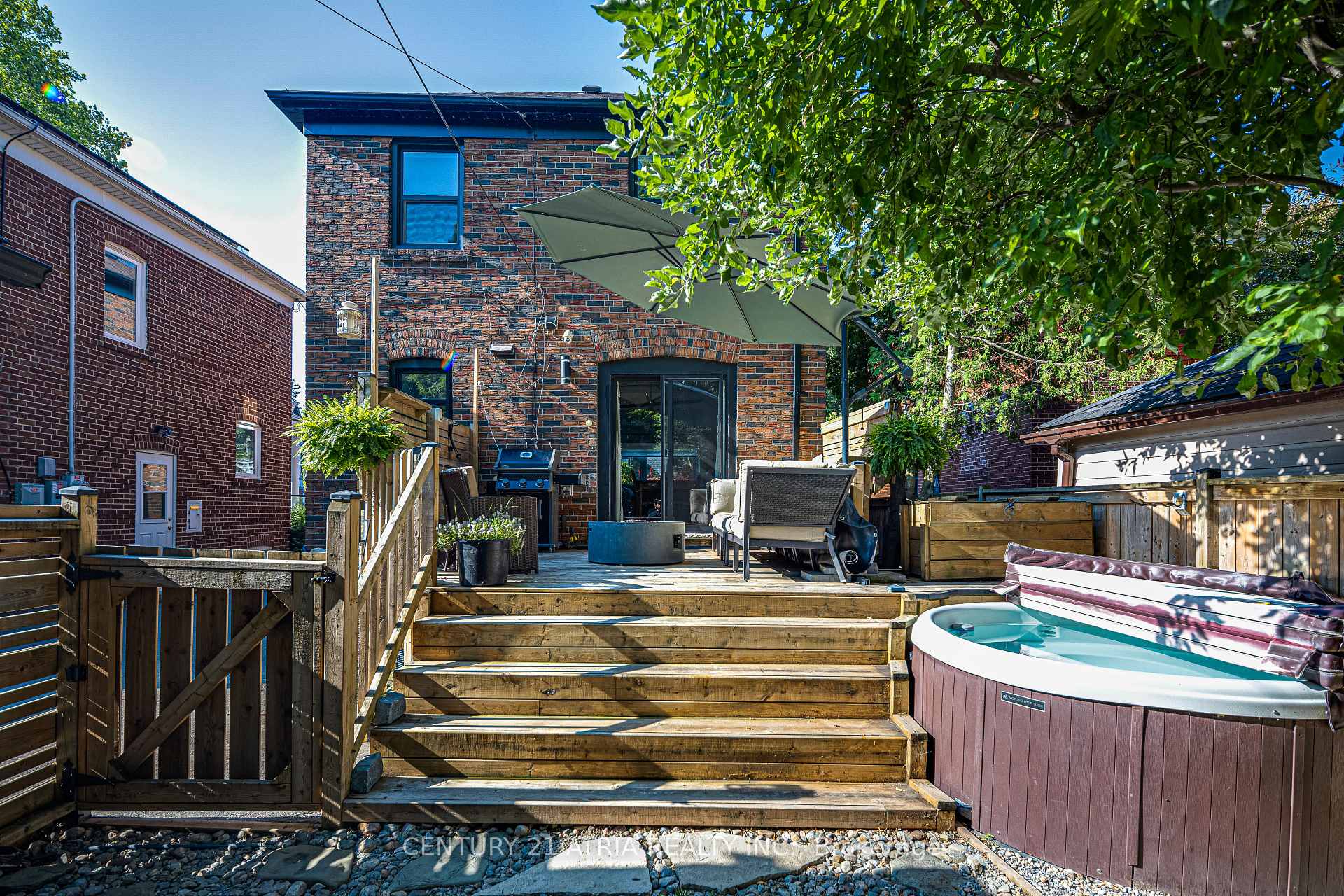 Photo 28 of 36 Miles Road, Etobicoke, Mimico — HOMEH