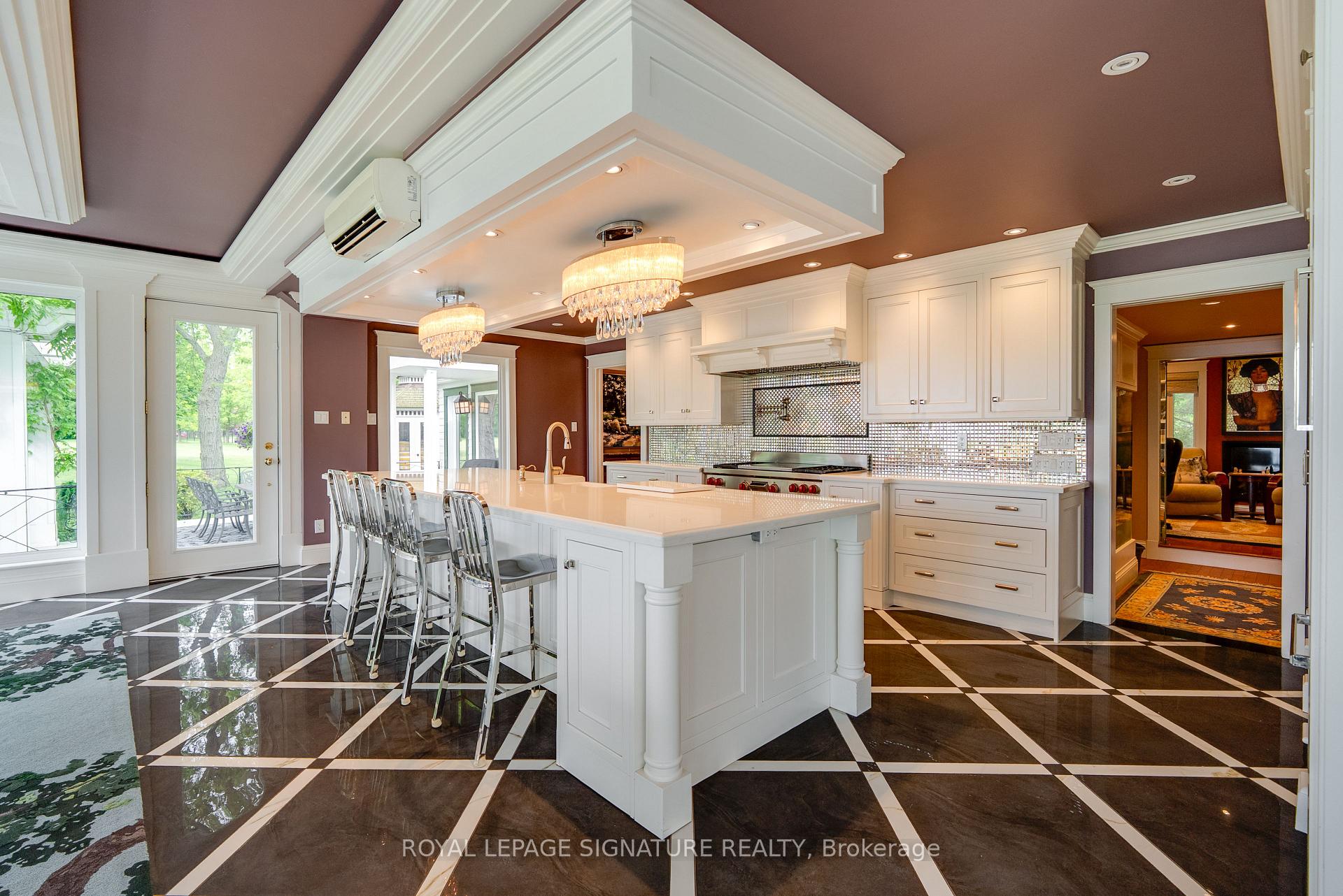 Photo 8 of 220 Greyabbey Trail, Scarborough, Guildwood — HOMEH