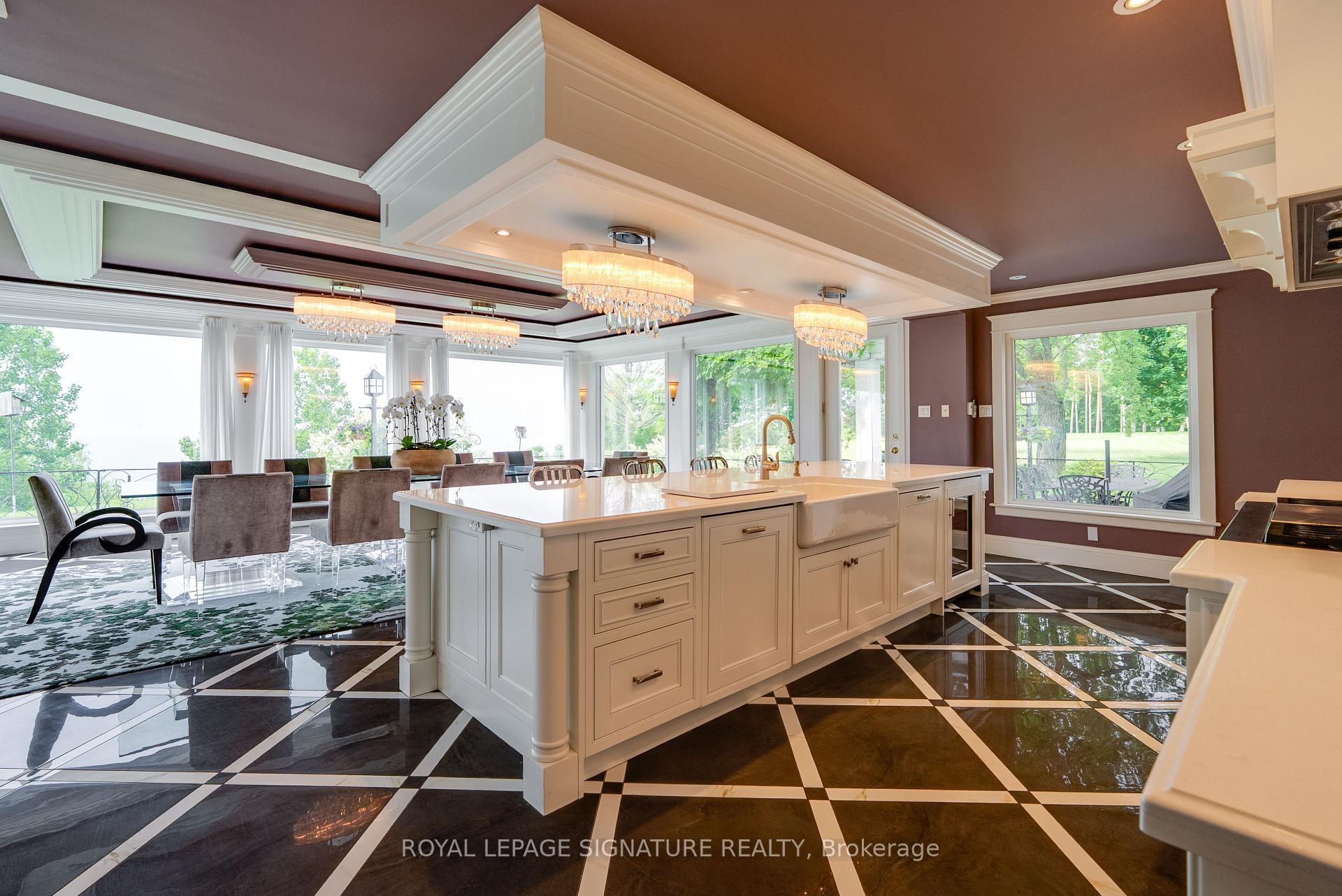 Photo 9 of 220 Greyabbey Trail, Scarborough, Guildwood — HOMEH
