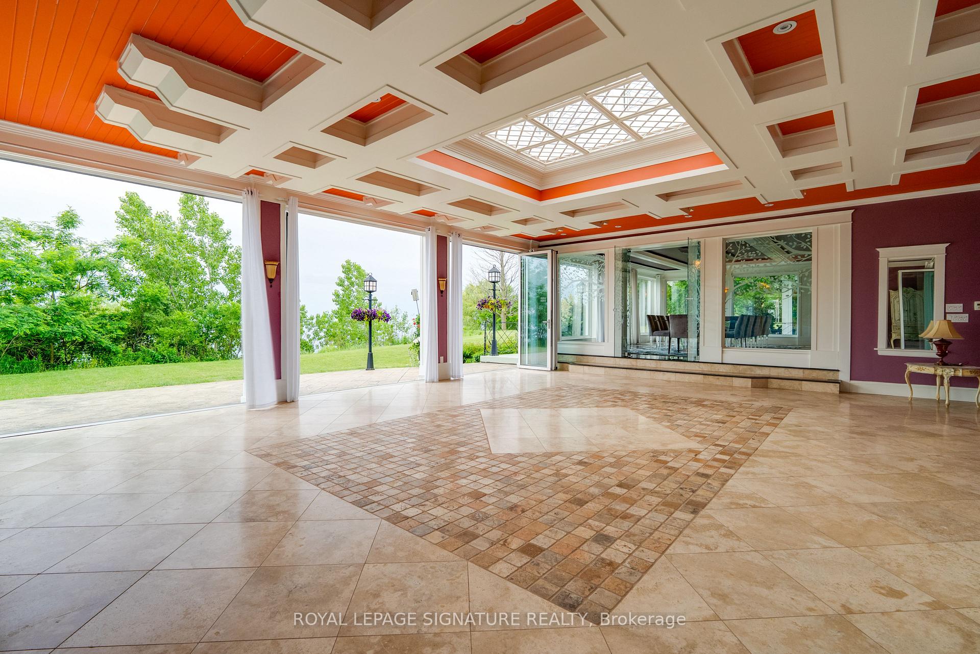 Photo 12 of 220 Greyabbey Trail, Scarborough, Guildwood — HOMEH